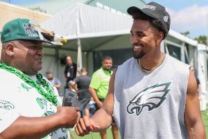 An Eagles Fan Passed Out Yelling At The Team And Woke Up In