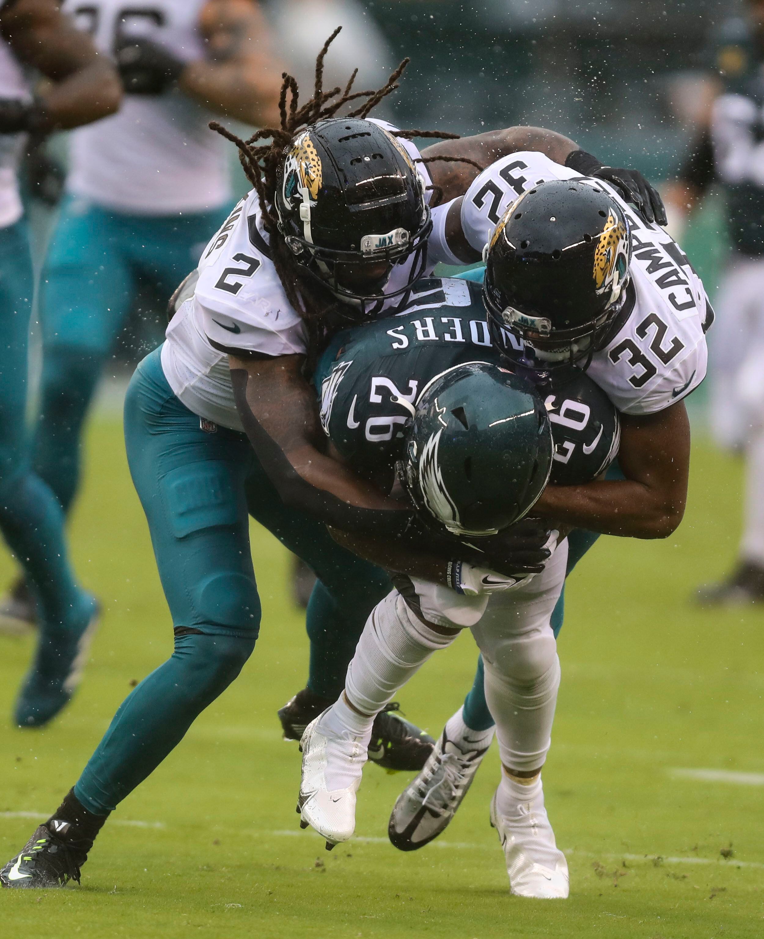 Eagles vs. Jaguars score, takeaways: Miles Sanders helps Philadelphia rally  past Jacksonville, remain unbeaten 