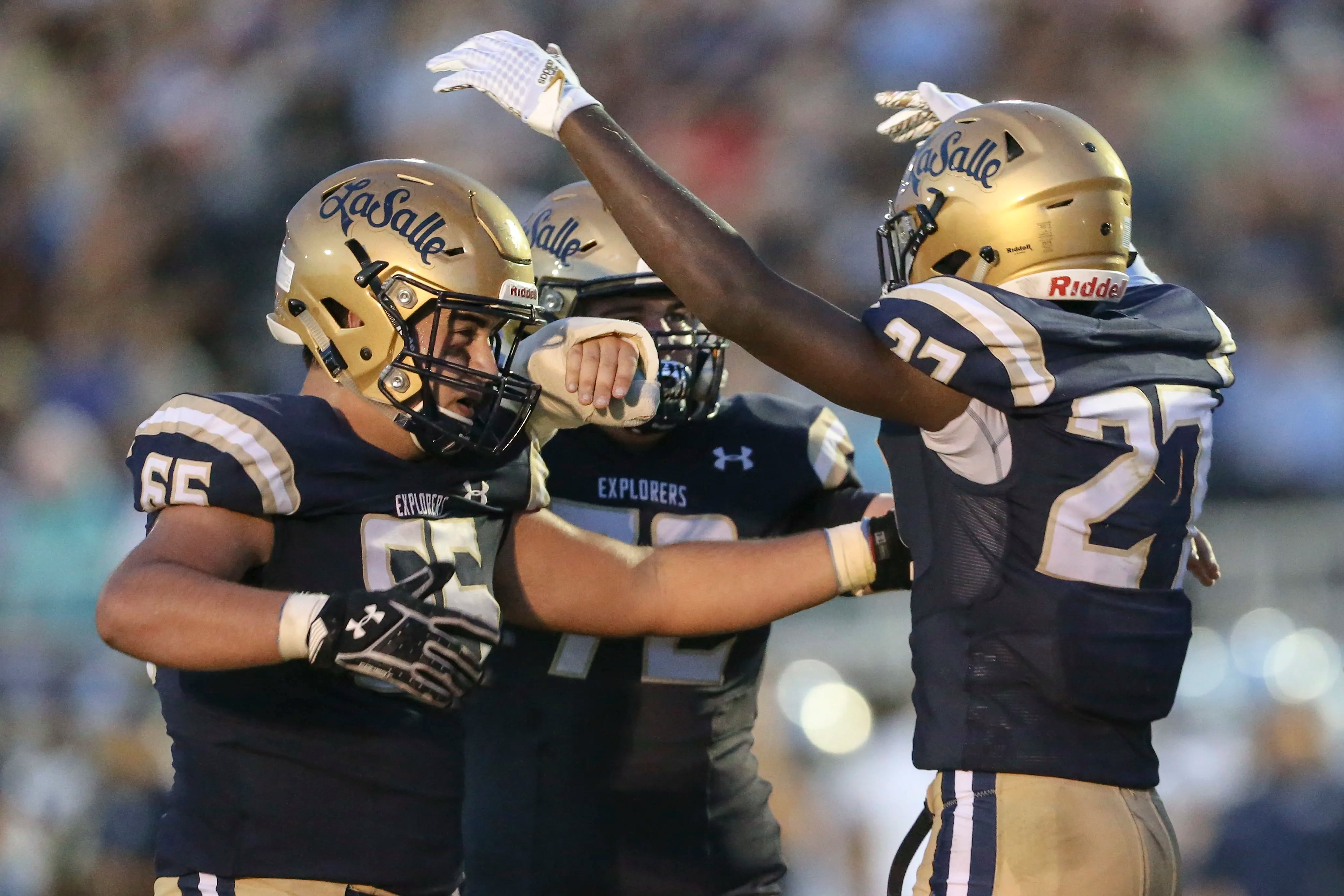 St. Mary's football crushes Central Catholic in Holy Bowl 