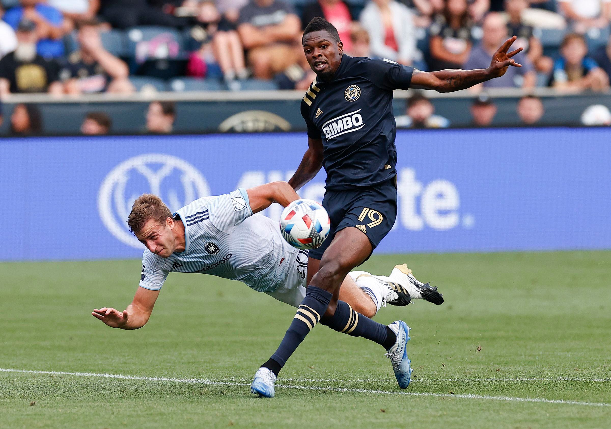 X - Philadelphia Union on X: WEEK OF GIVEAWAYS: Captain Ale Day! You could  win a signed armband & jersey from @AleBedoya17! 🔁 RT this tweet 💙  like this tweet ✓ entered! #