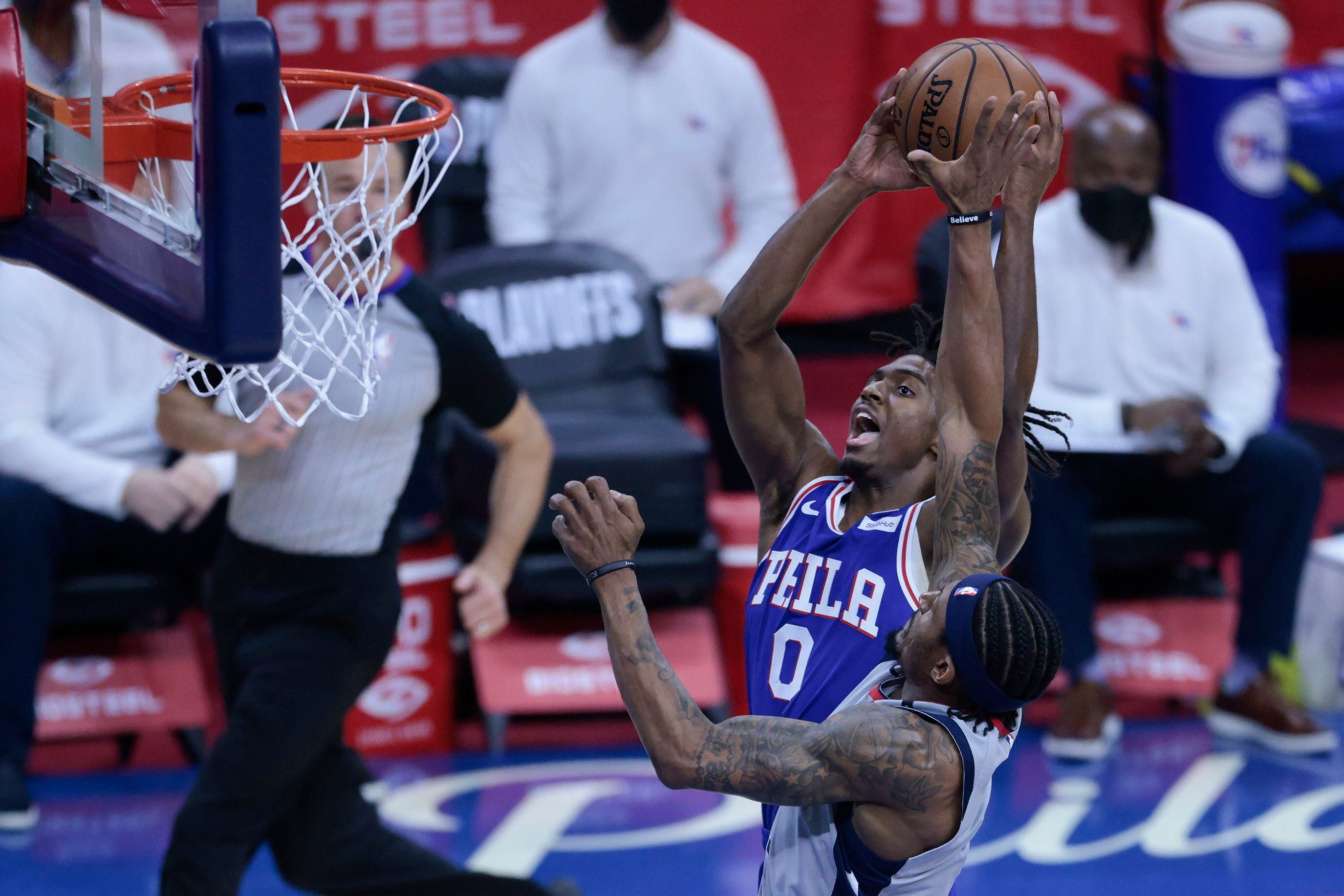 Sixers' Tyrese Maxey Dodges Question About Eagles vs. Cowboys