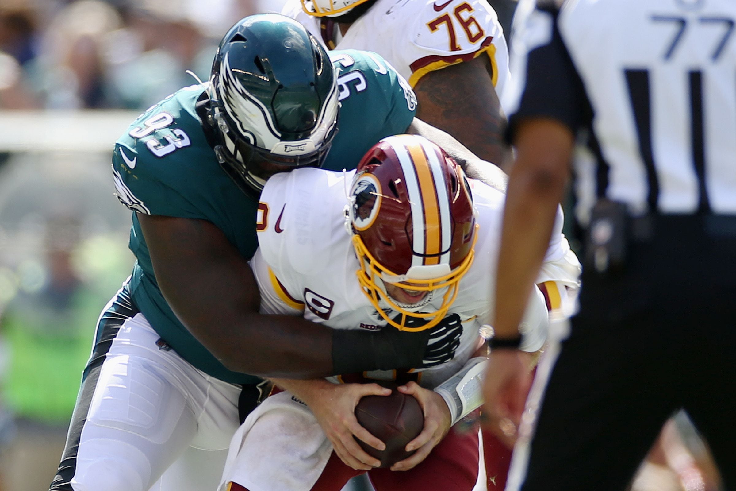 Jackson shines in Philly return, Eagles beat Redskins 32-27