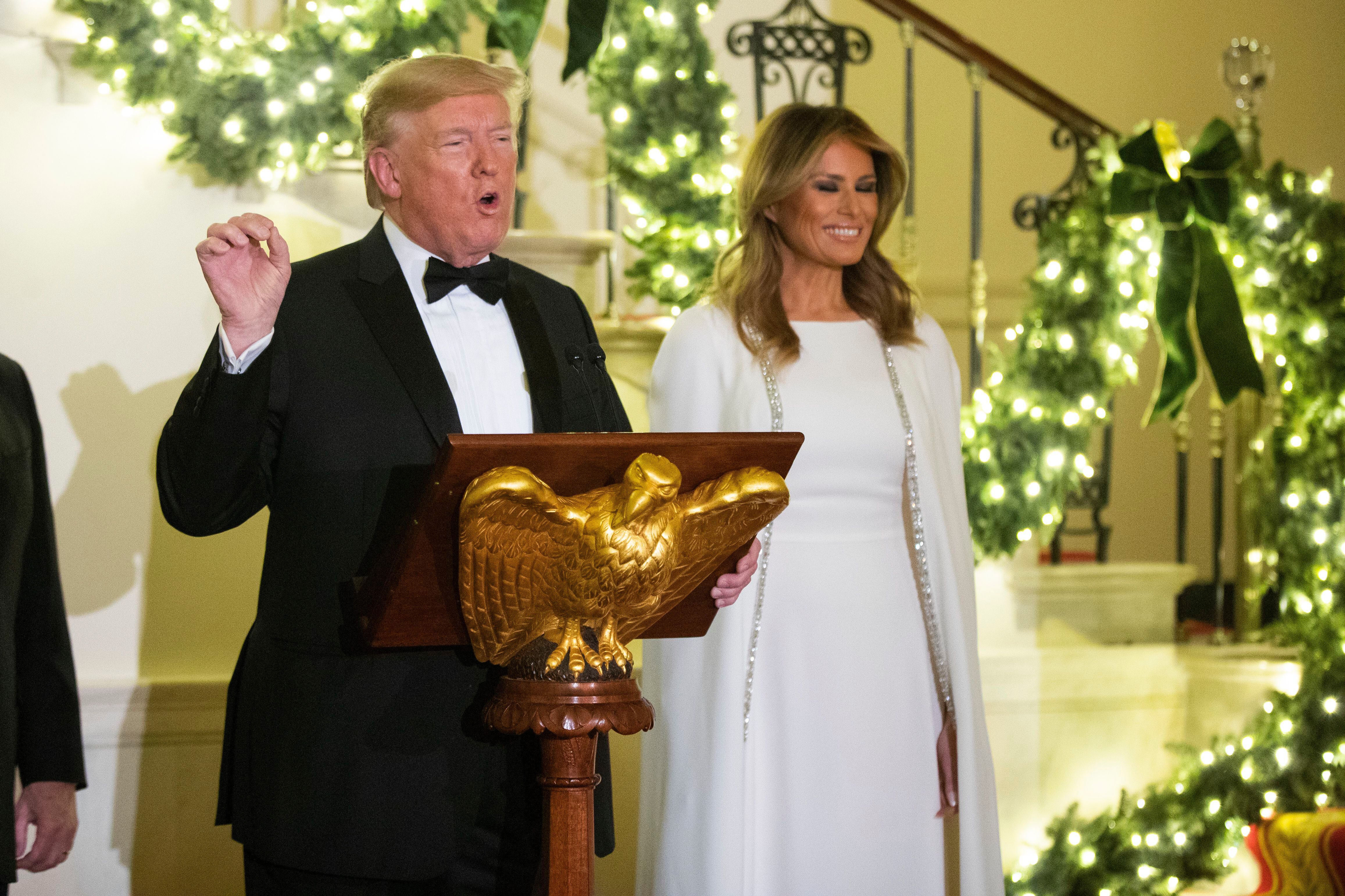 Trump Will Be Back Christmas 2024 Ornament - Jolly Family Gifts