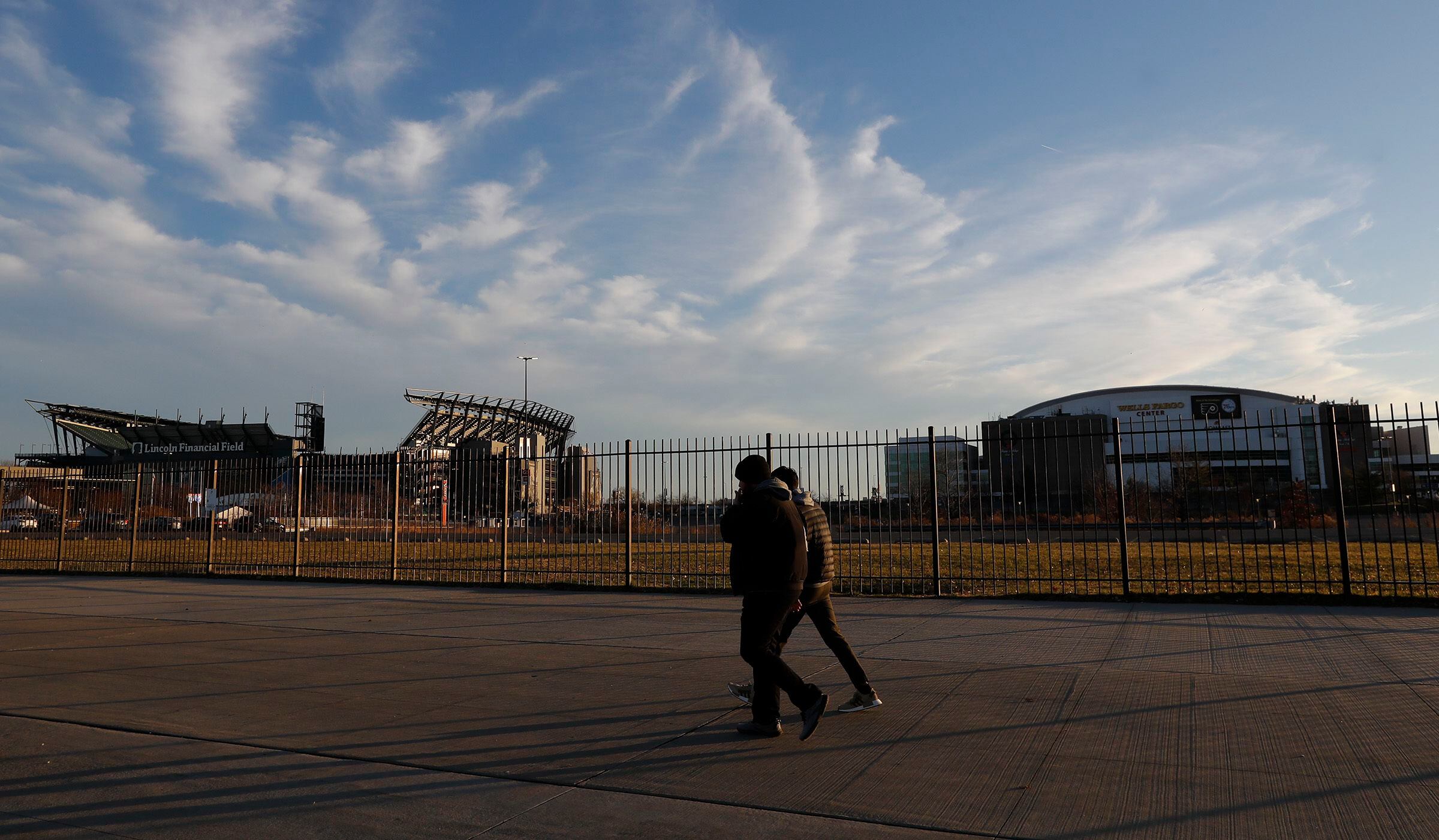 Parking for Eagles and Flyers games: Tips for avoiding parking lot  pandemonium