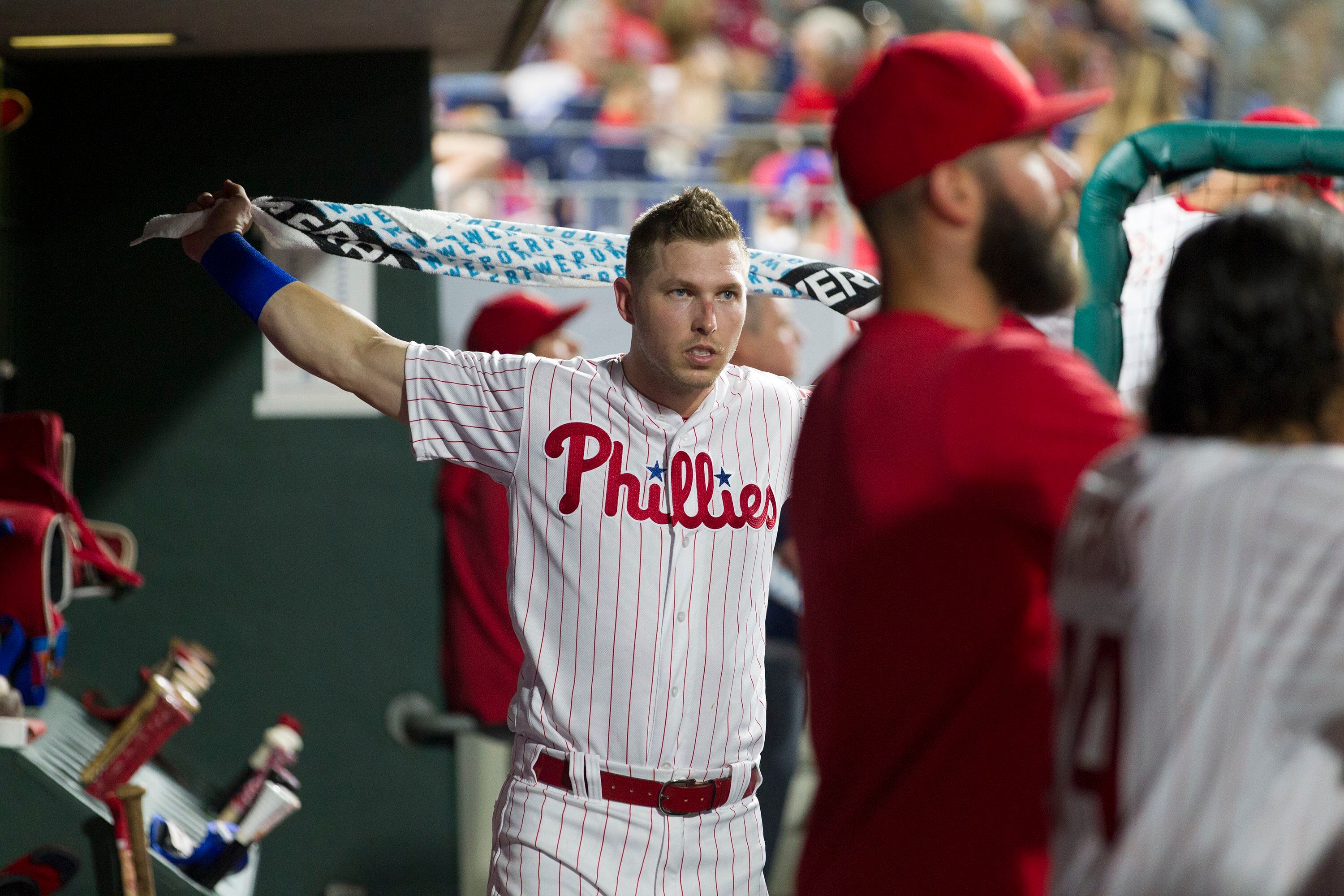 Velasquez, Realmuto, Neris lift Phillies over rewers 4-3, Pro Sports