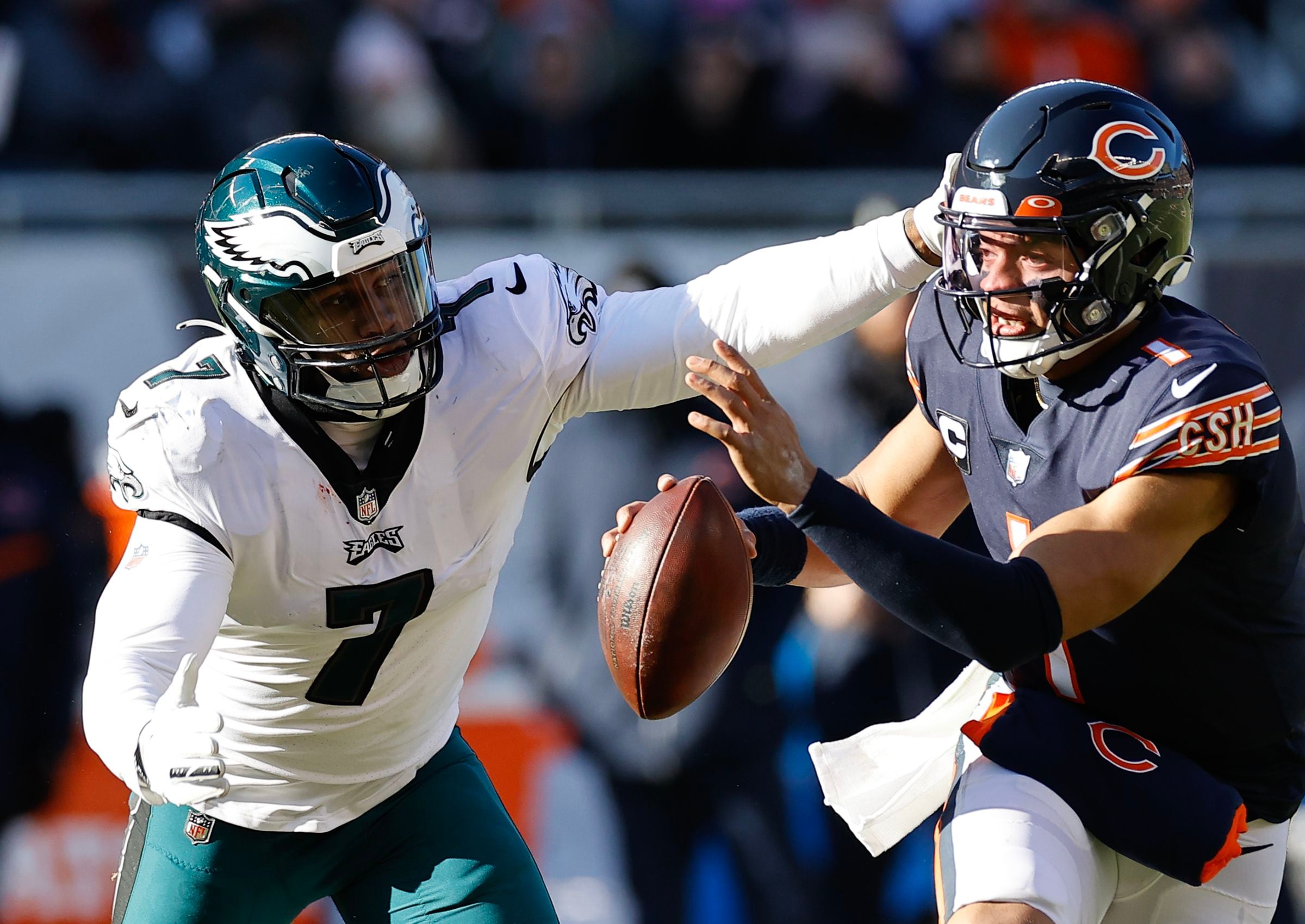 Bears Fall To Eagles 25-20, Lose Several Players To Injury - On Tap Sports  Net