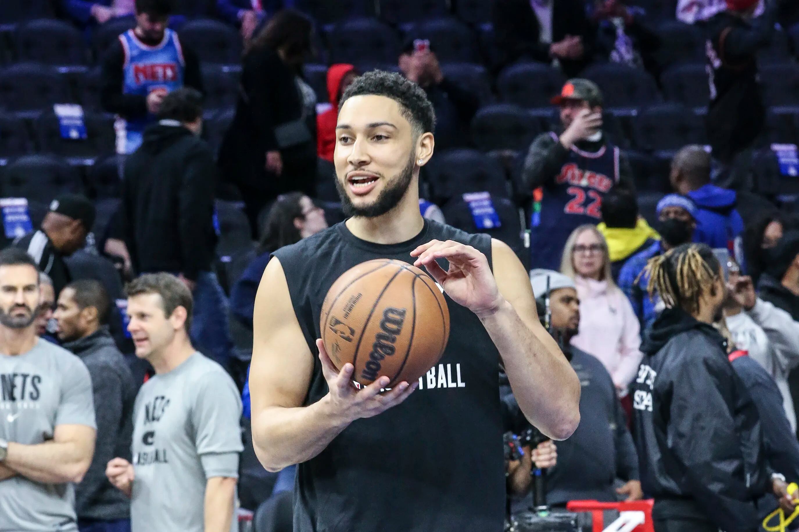 Jason Kelce says Ben Simmons needs to play hard and fans will love him