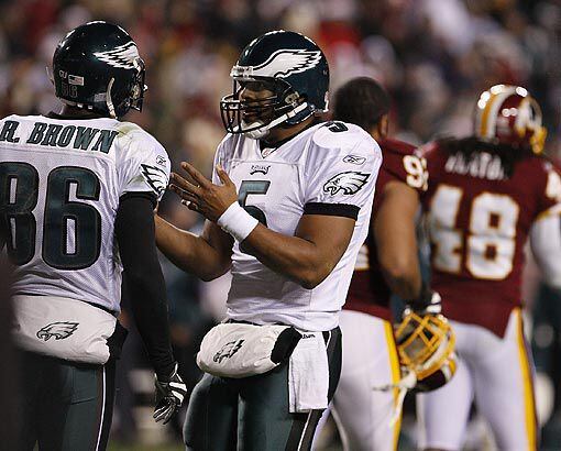 Donovan McNabb Greets DeSean Jackson - CBS Philadelphia