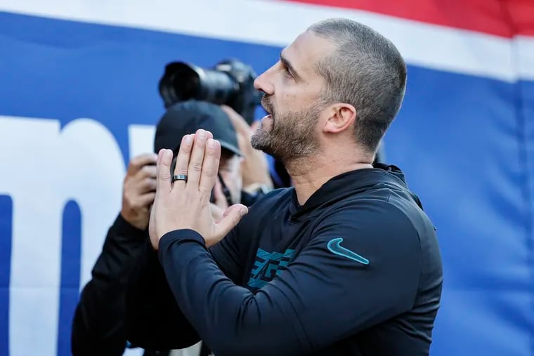 Eagles coach Nick Sirianni thanks fans after his team beat the New York Giants, 28-3, at MetLife Stadium.