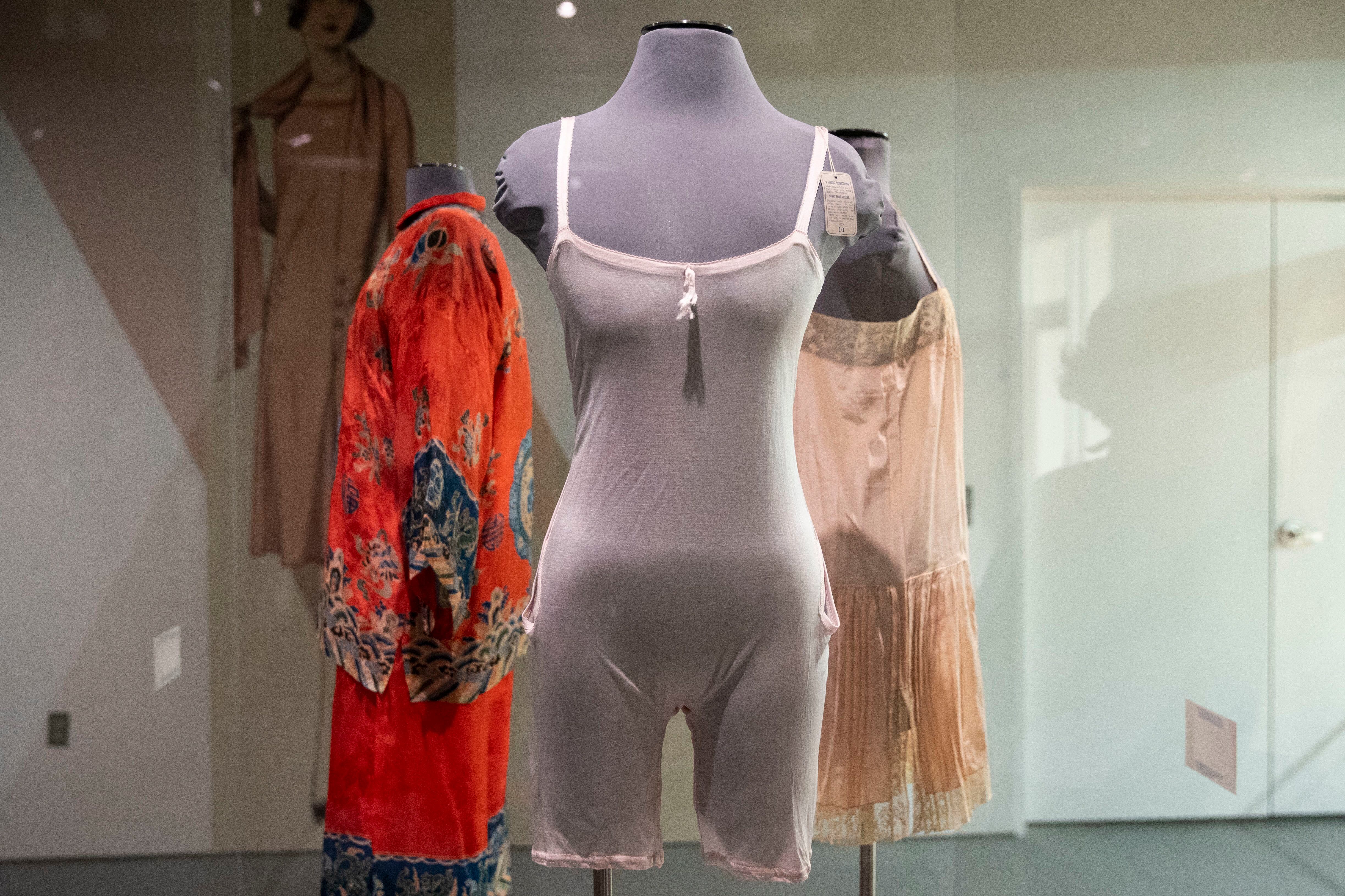 New Drexel exhibit highlights 10 ways the 1920s are the best fashion decade