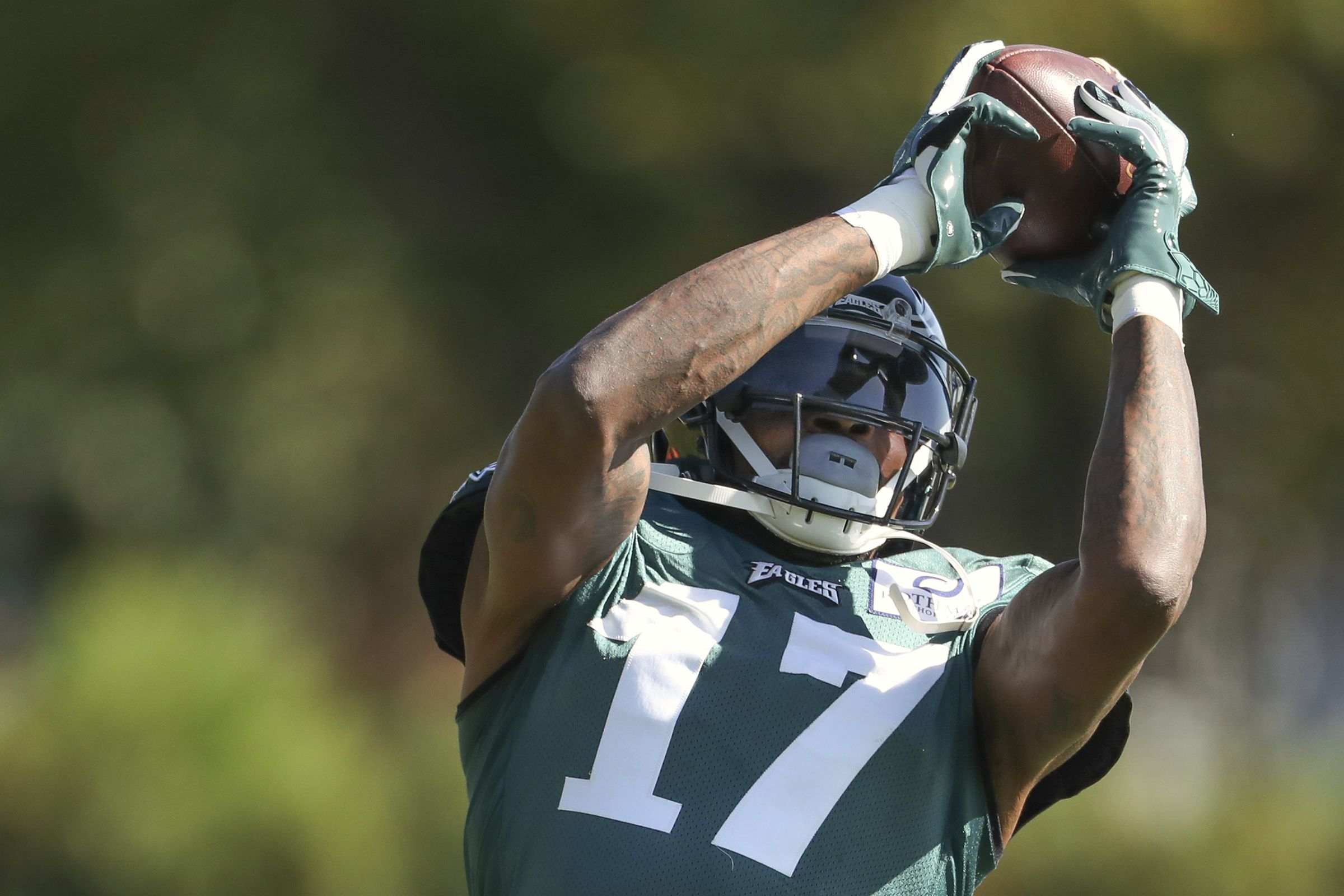 Should the Eagles move on from Alshon Jeffery this offseason? Is it even  possible?