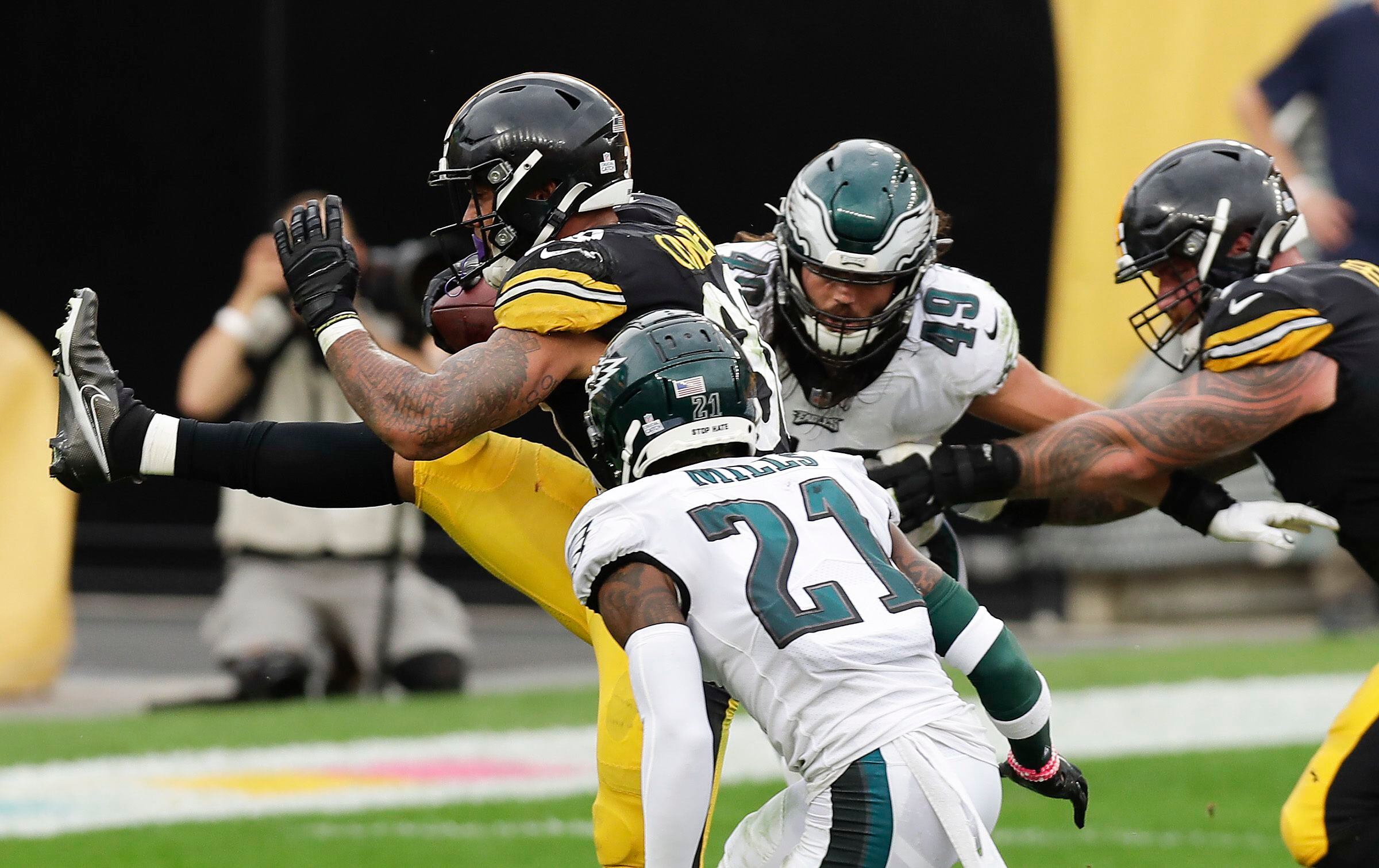 Steelers Lose to Eagles 35-13 as Jalen Hurts Scorches Secondary