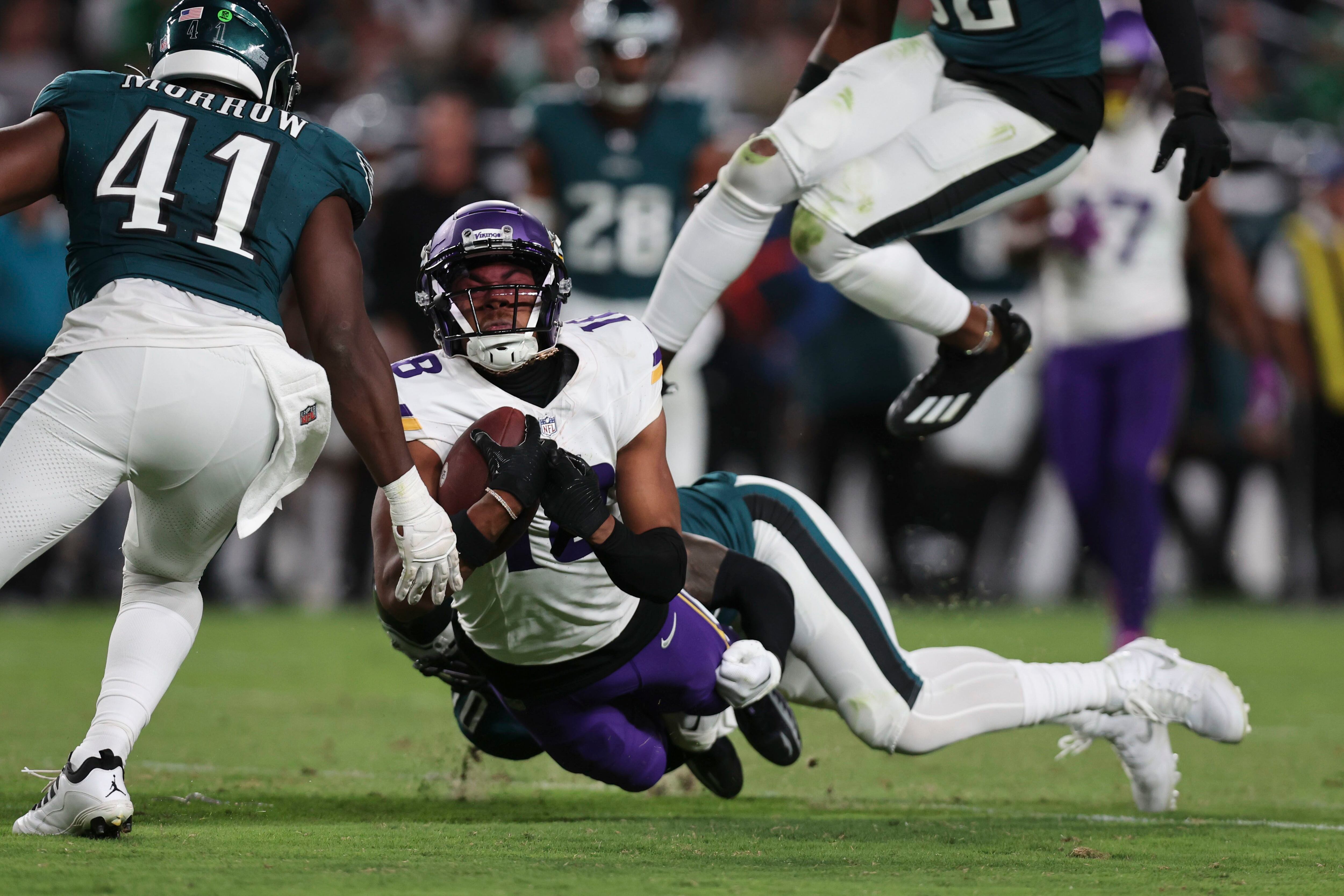 Philadelphia's 34-28 win over Minnesota sets record as most