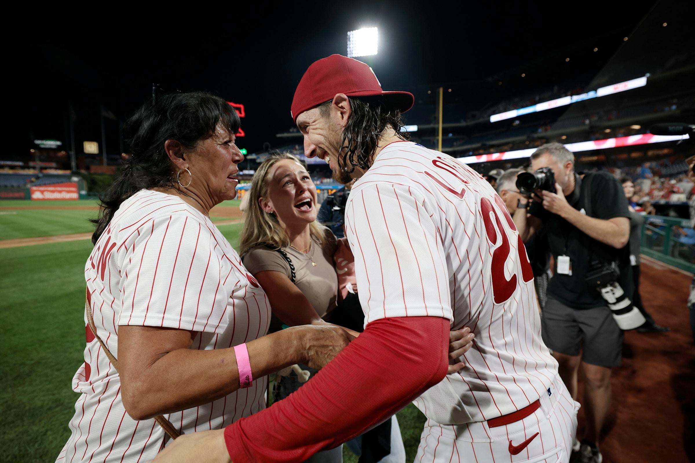 The Phillies pitcher who married a movie star's daughter and was