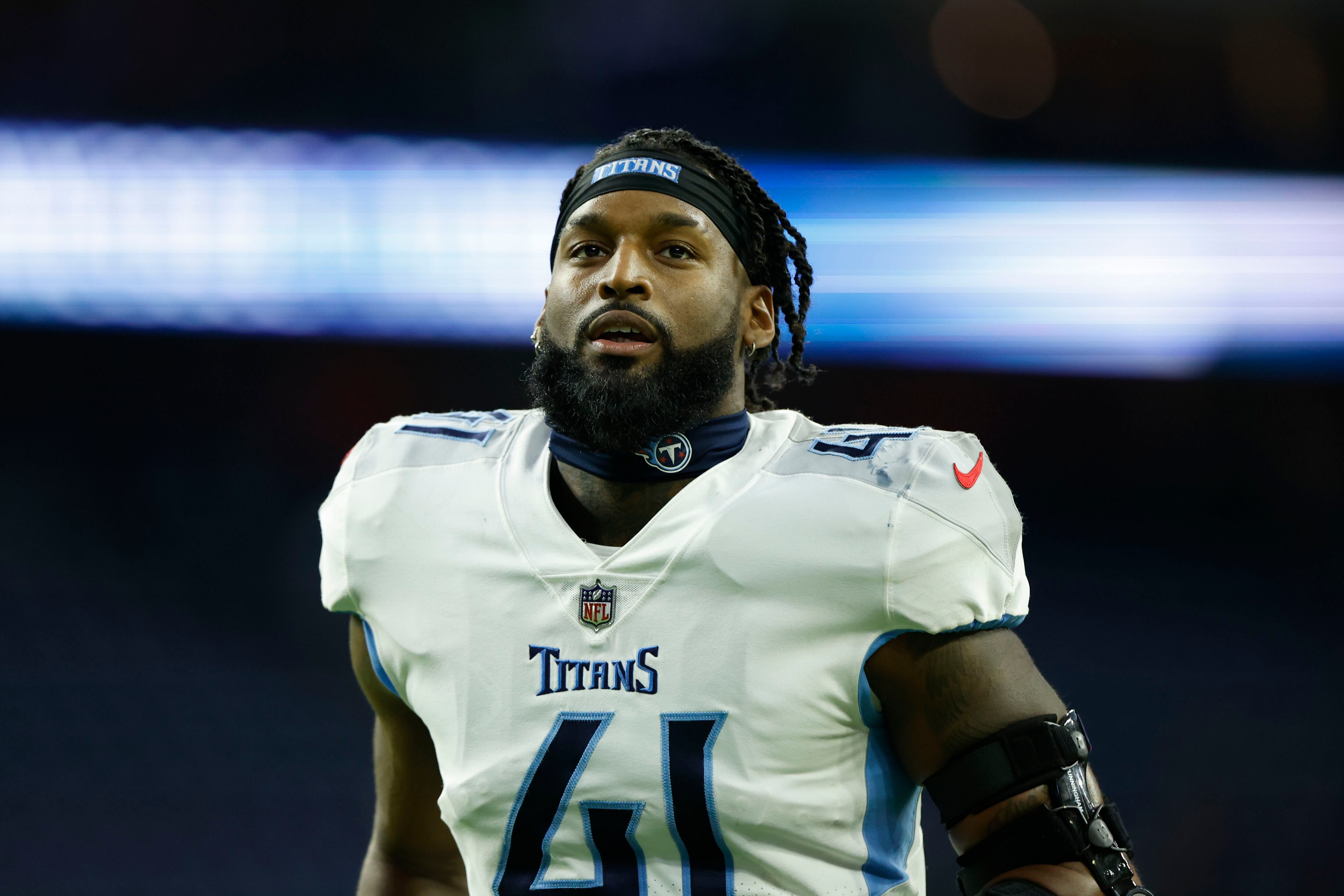 Tennessee Titans Add Veteran Outside Linebacker - Sports