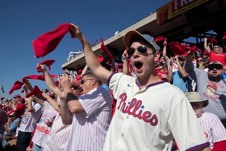 Philadelphia Phillies fans go crazy celebrating team going to World Series