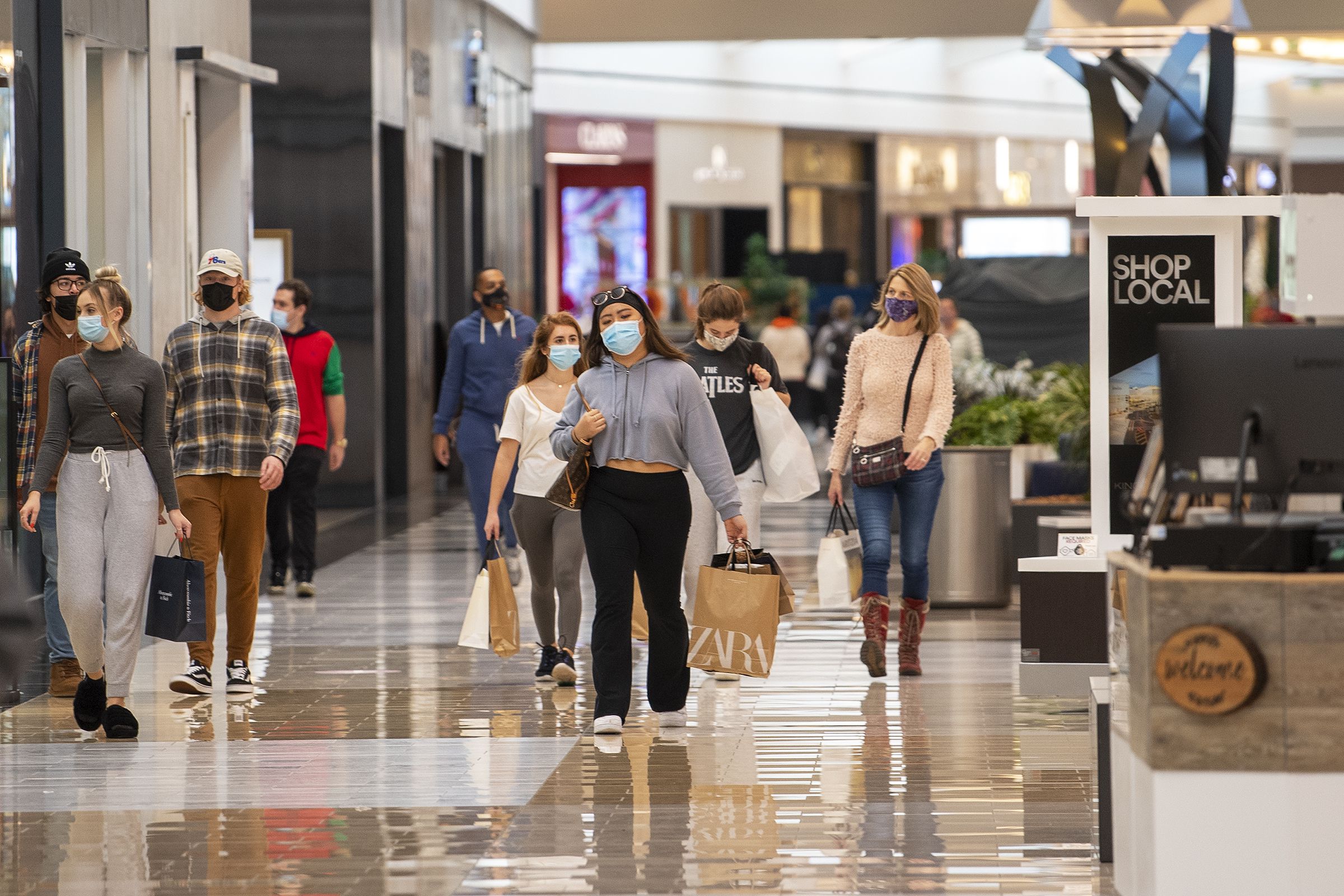 Sawgrass Mills shoppers show up early for Black Friday