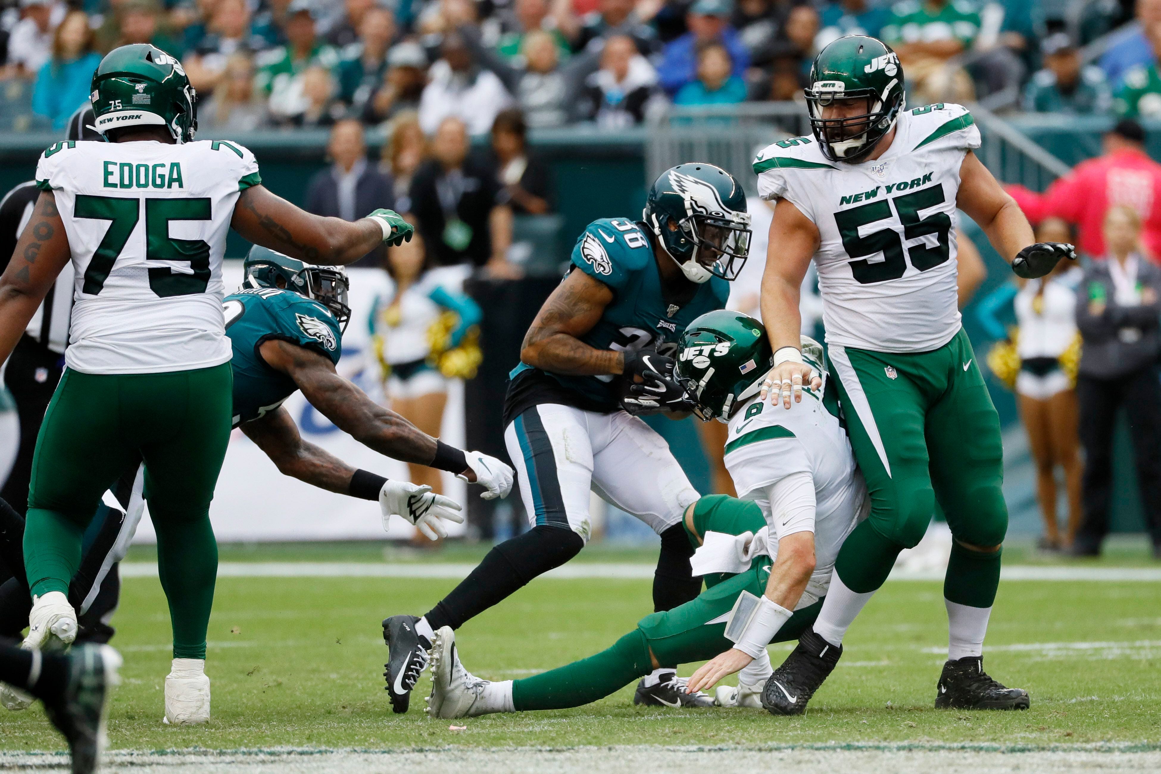 Philadelphia Eagles: Corey Clement finds a new team close to home