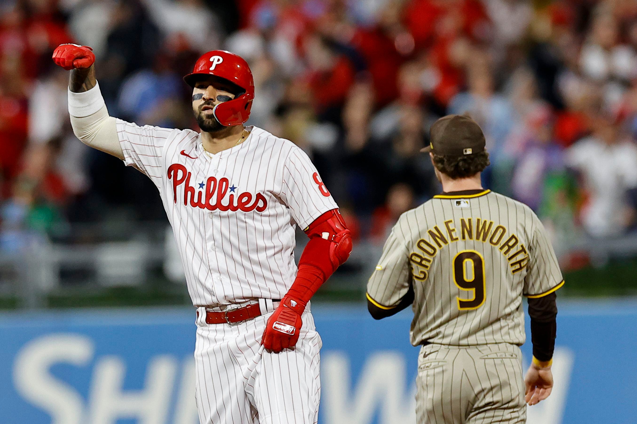 Shocked Phillies starter Gibson battles back after allowing 4 consecutive  HRs 