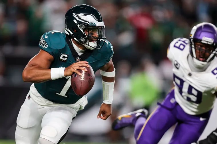 Eagles vs. Buccaneers Predictions, Picks, Odds Today: Jalen Hurts and Baker  Mayfield Each Looking for 3-0 Start