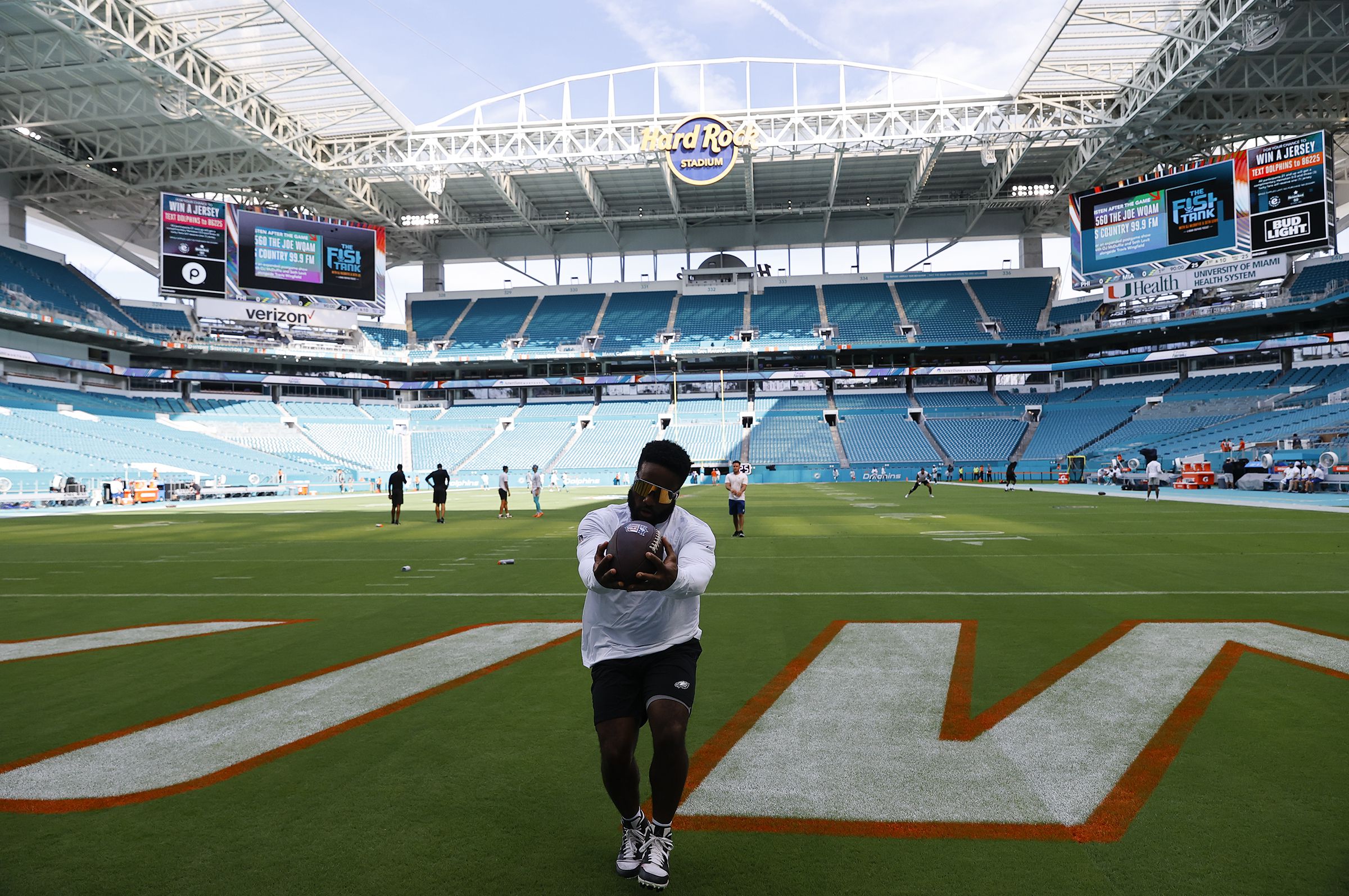 Philadelphia Eagles wide receiver Devon Allen (39) warms up before a NFL  preseason football game against the Miami Dolphins, Saturday, Aug. 27, 2022,  in Miami Gardens, Fla. (AP Photo/Lynne Sladky Stock Photo - Alamy