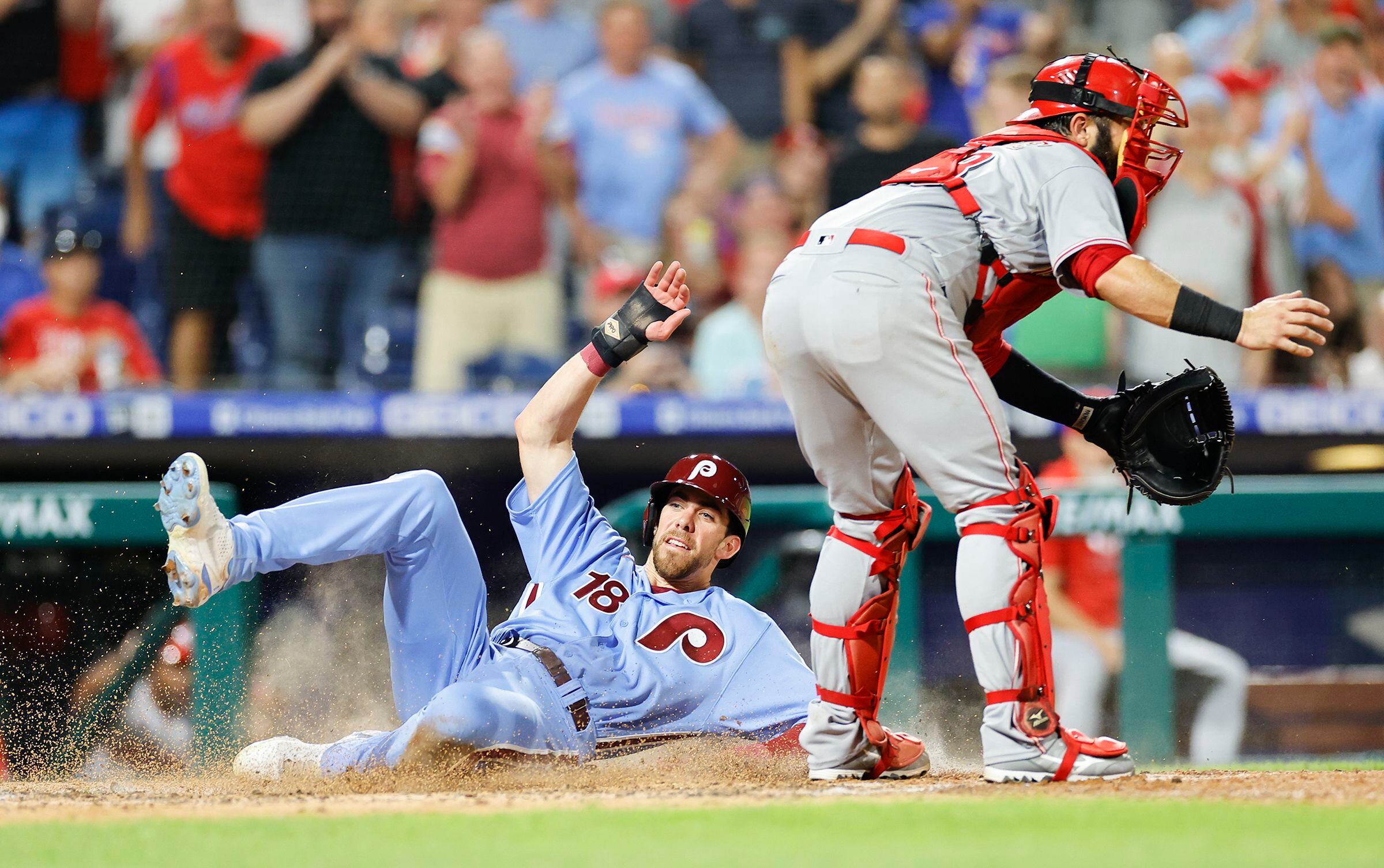 Aaron Nola strikes out 11 Reds as Phillies sweep four-game series