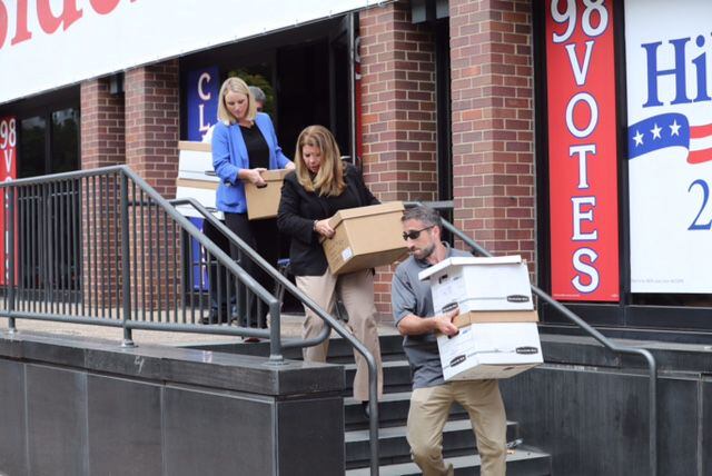 FBI agents raid IBEW Local 98 Philadelphia offices