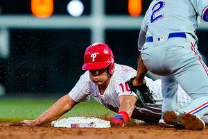 J.T. Realmuto showcasing elite arm with Phillies