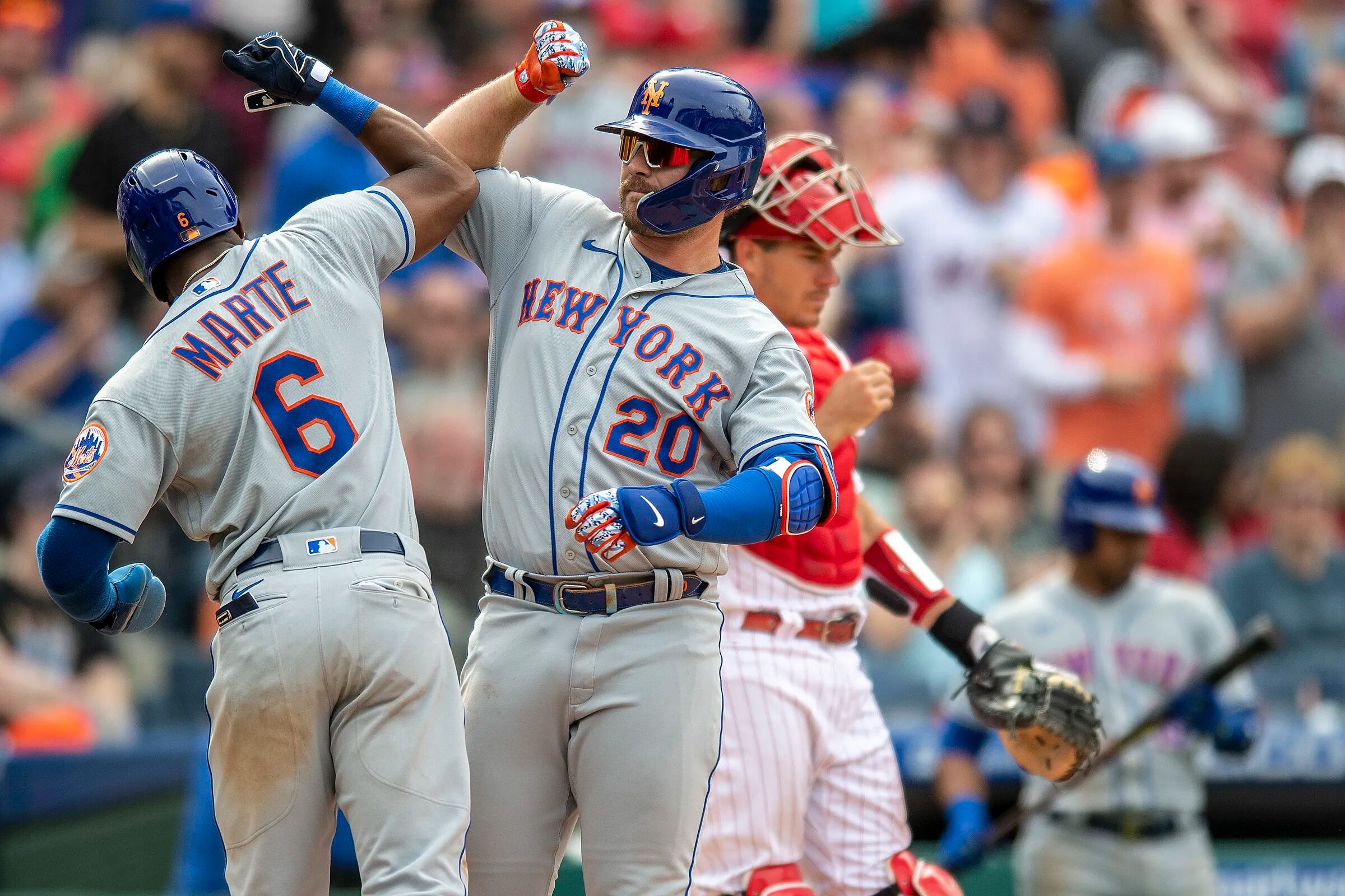 Eduardo Escobar #10 - Mets Combined No-Hitter - Game Used Jersey and Pants  Combo - Mets vs. Phillies - 4/29/22