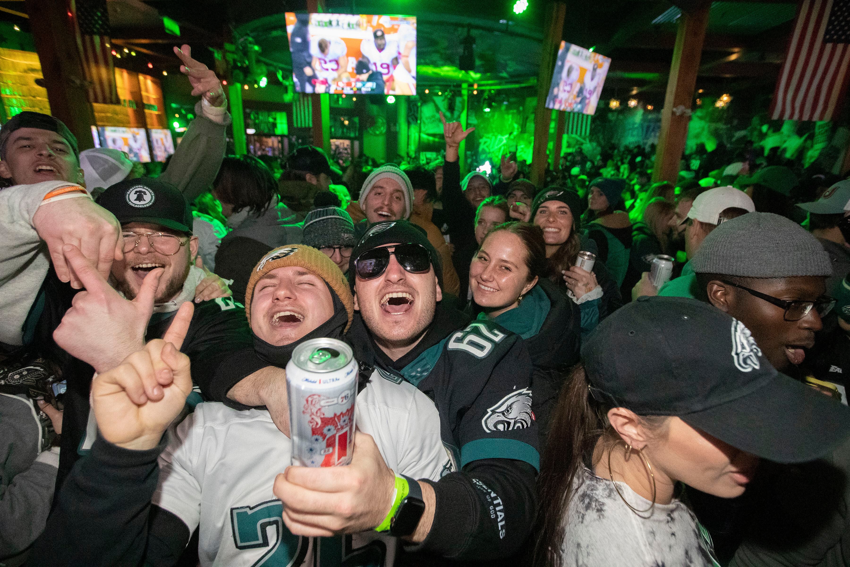 Nearly 20% of Eagles fans would skip their own wedding for a Super Bowl ring:  survey 