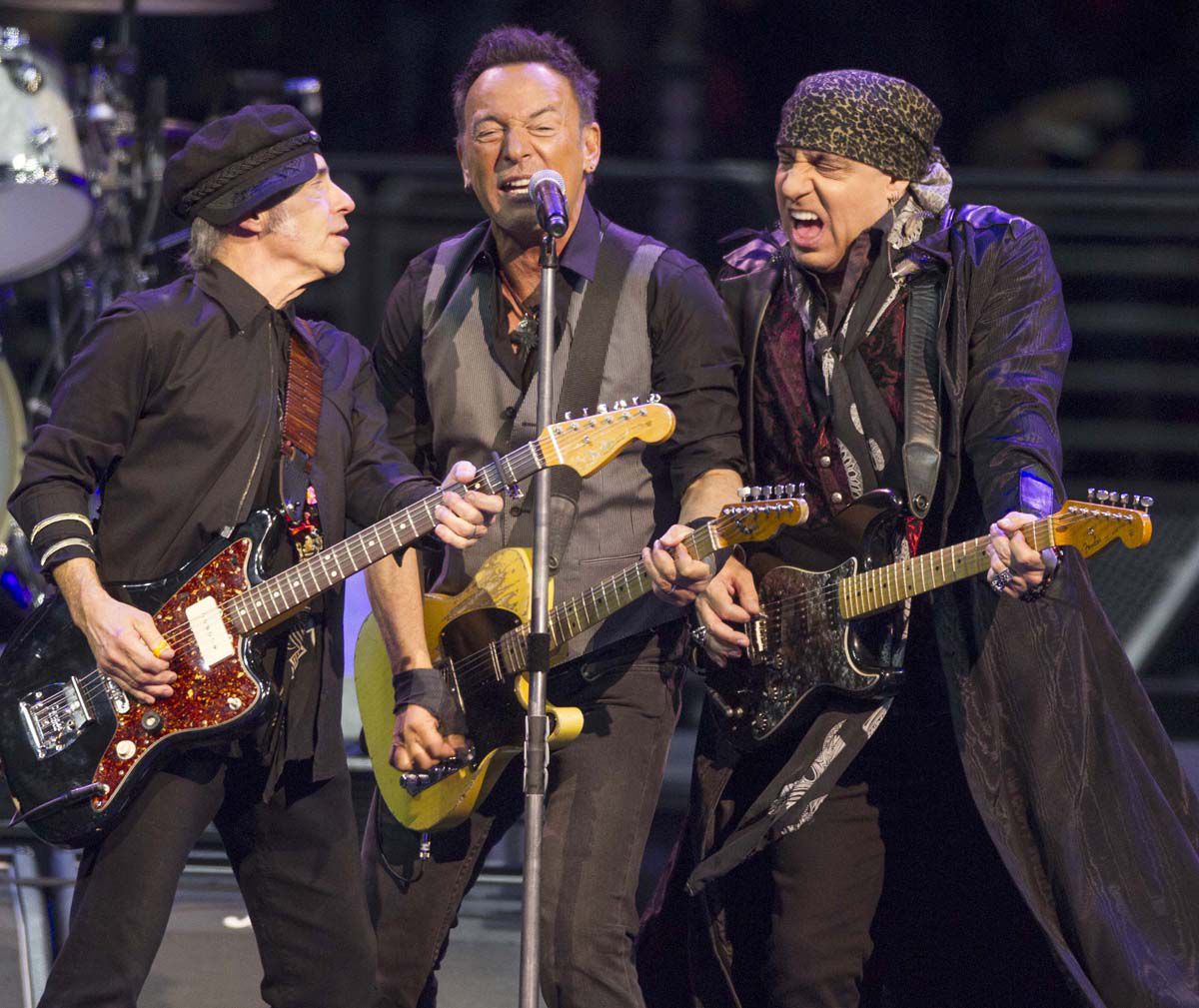 One Two Three Four Bruce Springsteen And The E Street Band GIF