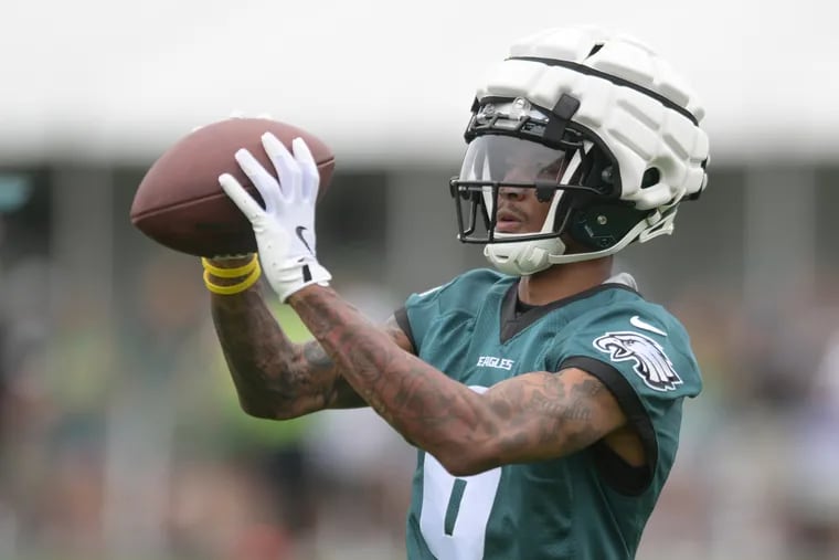 Eagles receiver DeVonta Smith wears a Guardian Cap during a July 25 training camp practice.