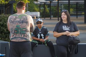 Philadelphia Eagles Kelly Green Throwback Uniform — UNISWAG