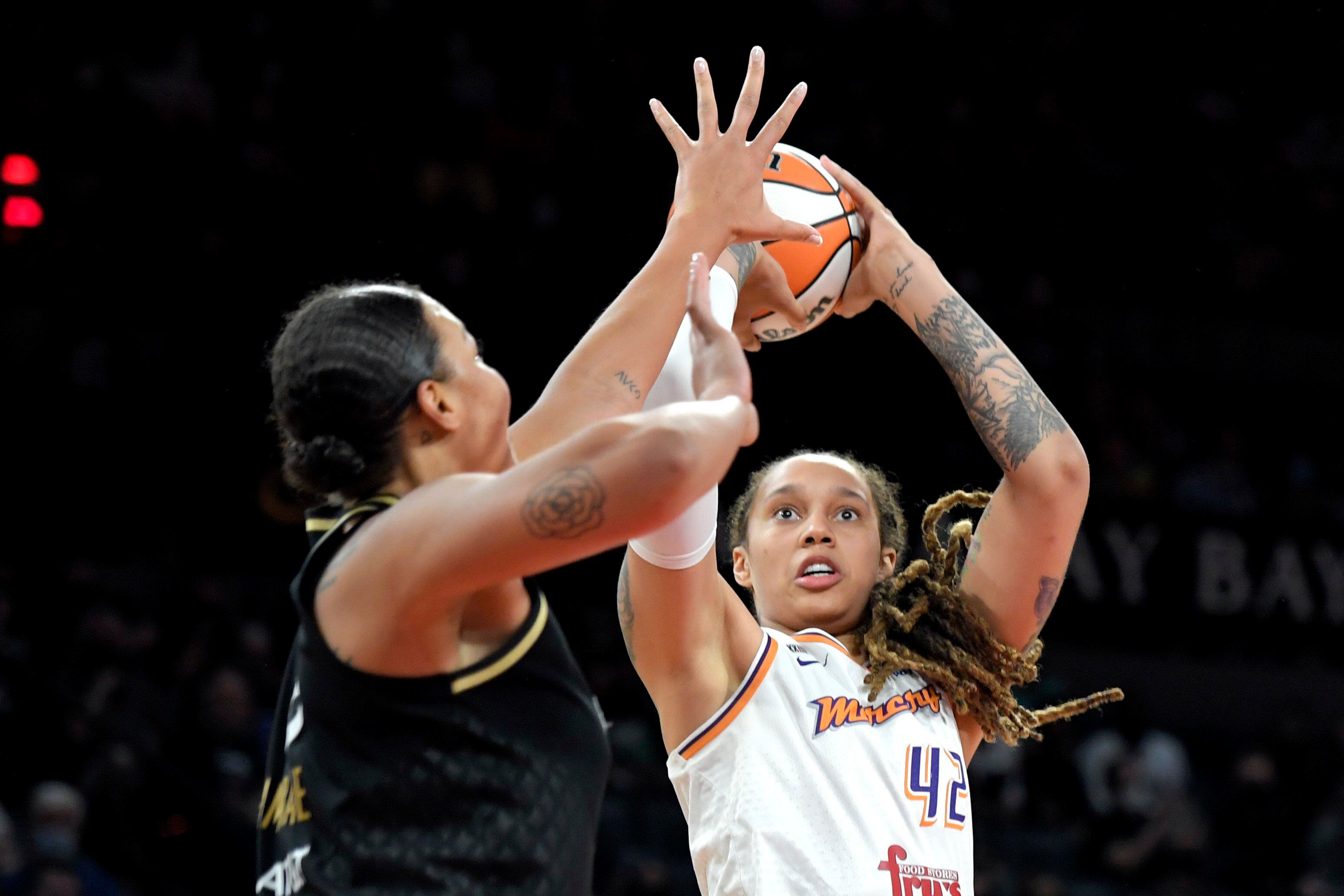 Brittney Griner Is More Than A Wnba Star That S What Makes Her Russian Detention So Precarious Jenice Armstrong