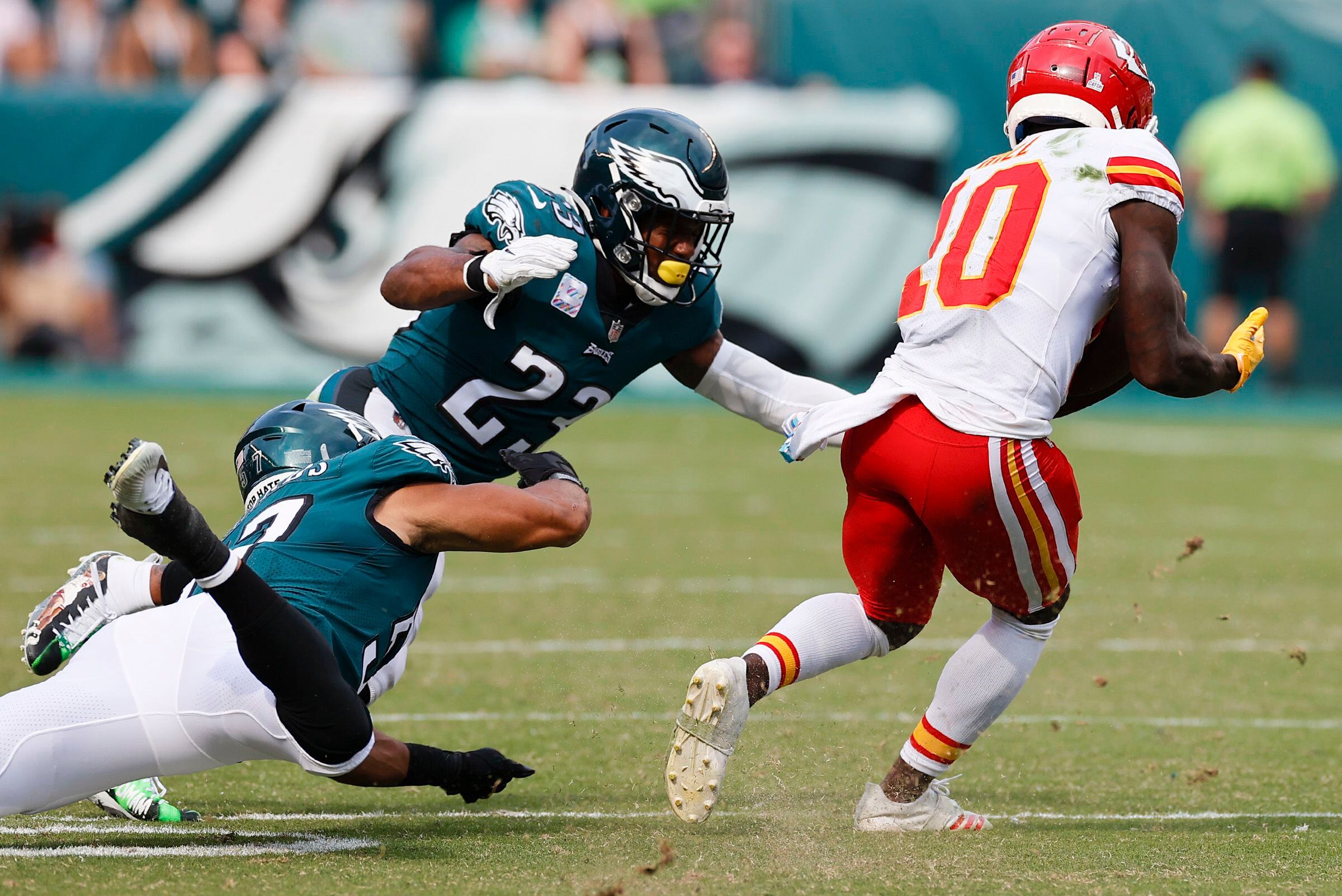 Chiefs shoot down Eagles in football > Eglin Air Force Base > News