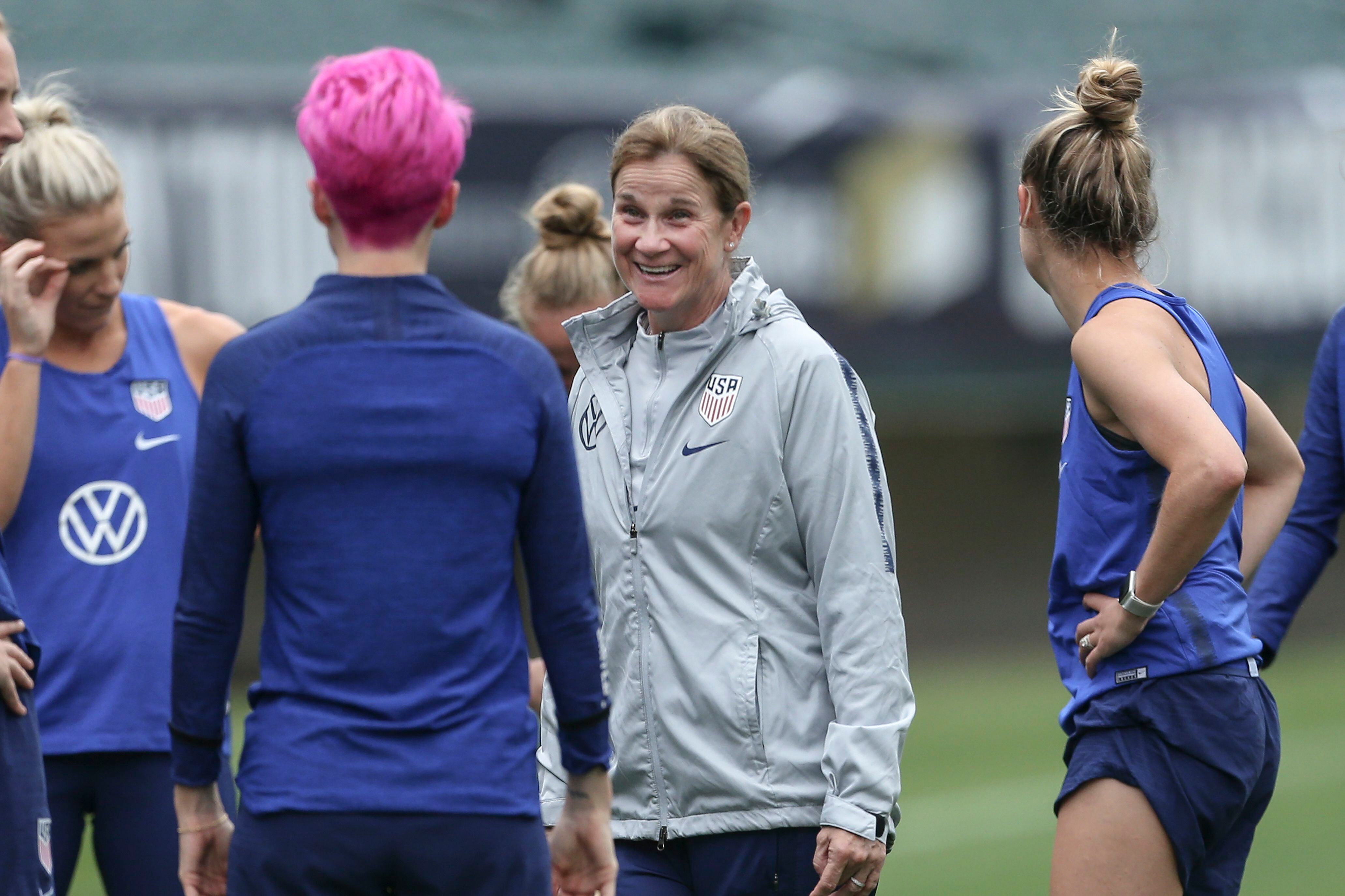 . women's soccer coach Jill Ellis in well-earned spotlight as her tenure  ends
