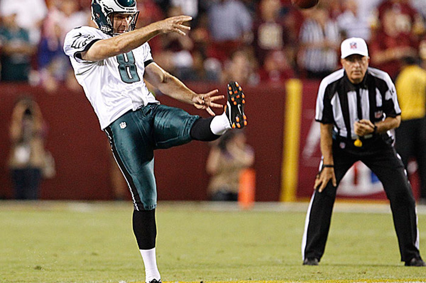 H jones. Punter. Dig punter. Eagles Zone delivery.