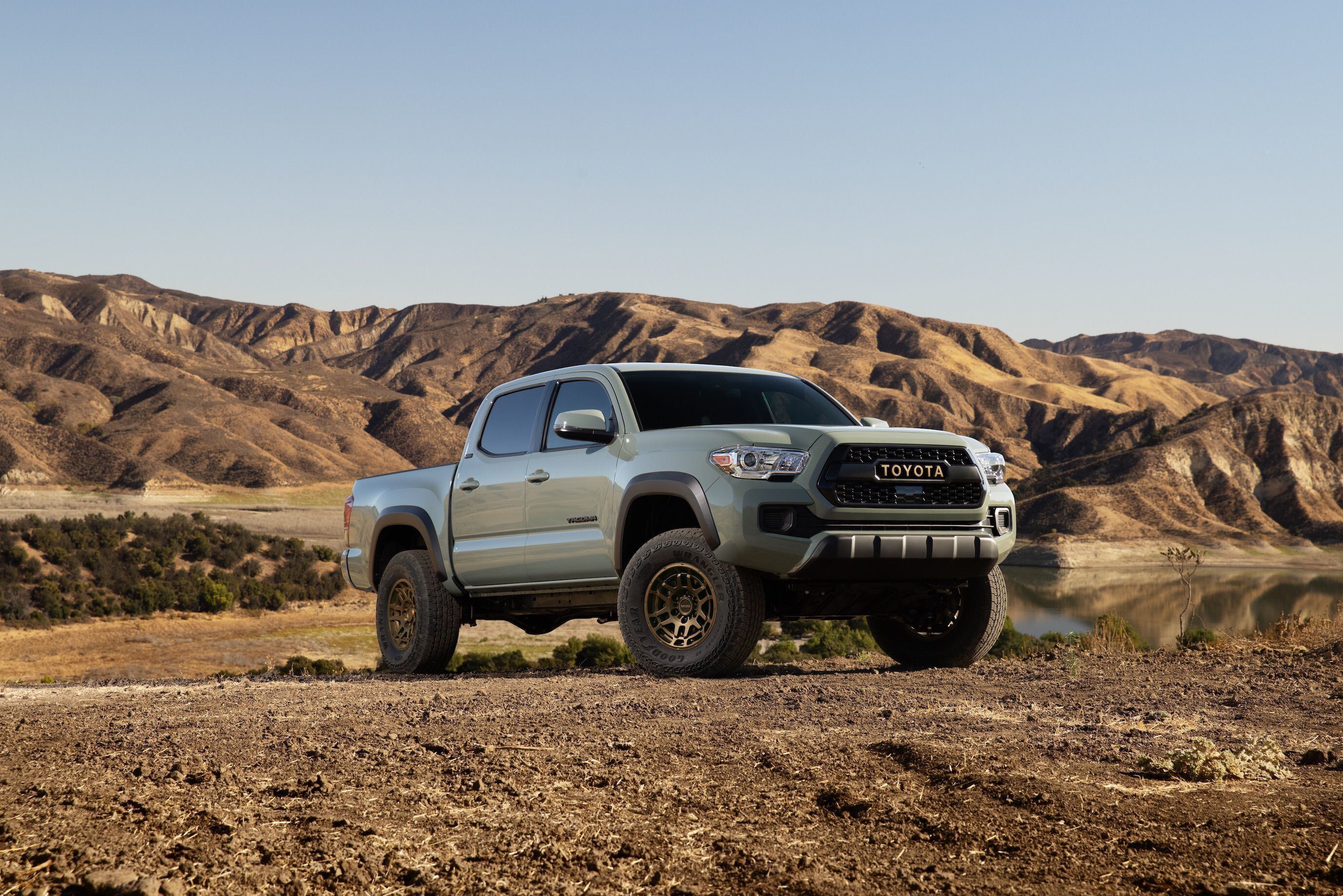 2022 toyota trucks