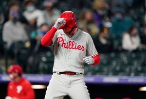 Rockies squander chance, lose to Phillies on Ryan Howard's walk