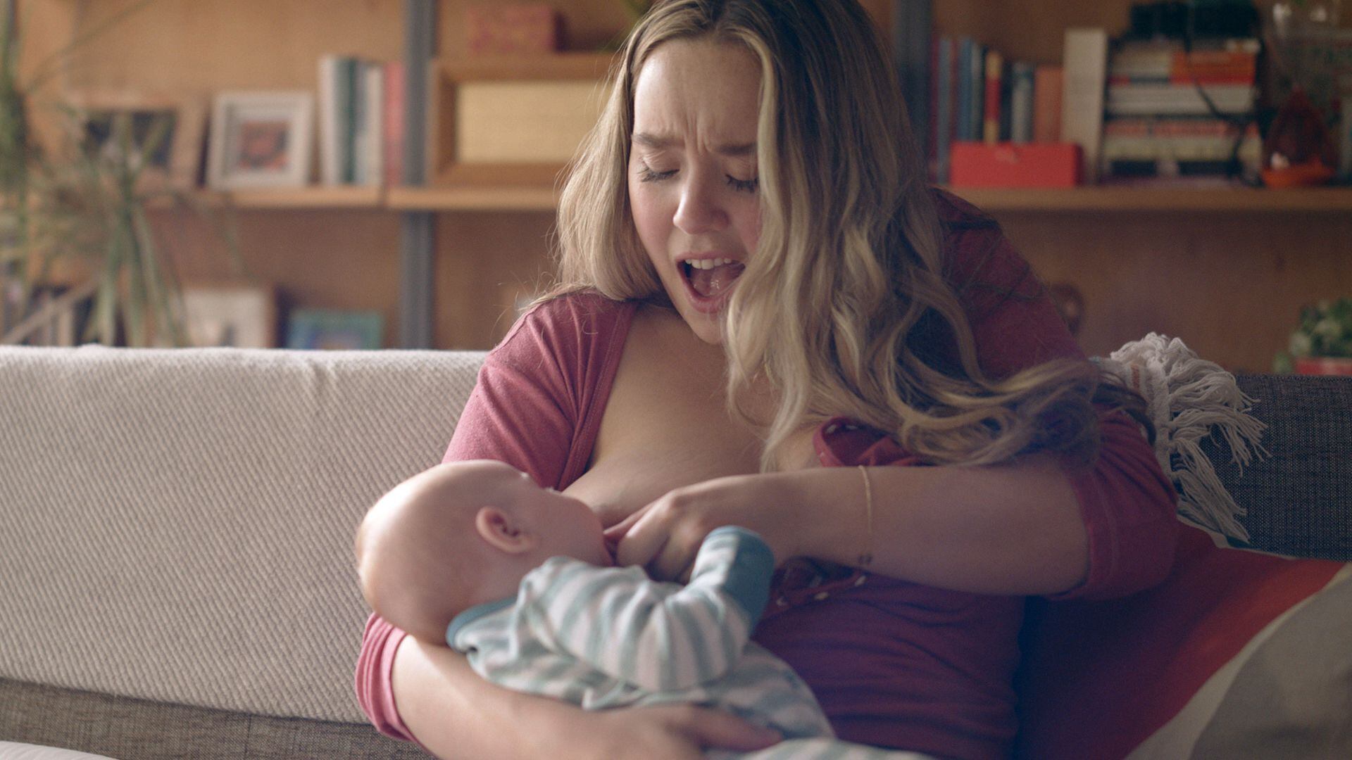 Ad With Realistic Take on Breastfeeding Airing at Golden Globes
