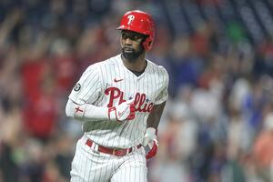 A year later, Phillies' Andrew McCutchen feels better and is preparing for  everyday role