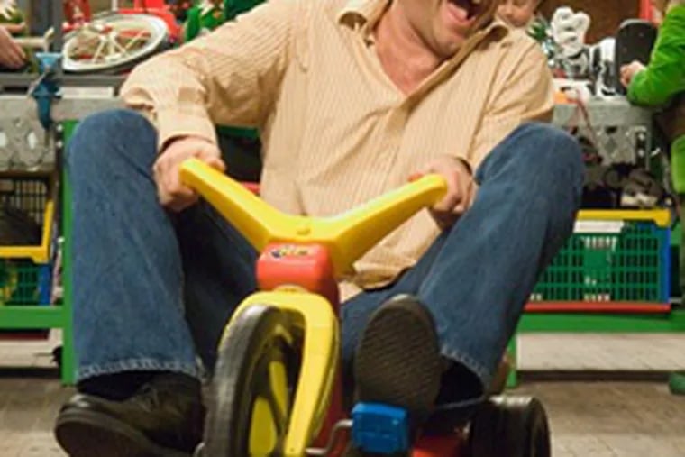 Vince Vaughn stars as Fred Claus the repo man, sibling of Santa (Paul Giamatti), whom Mom always liked better.