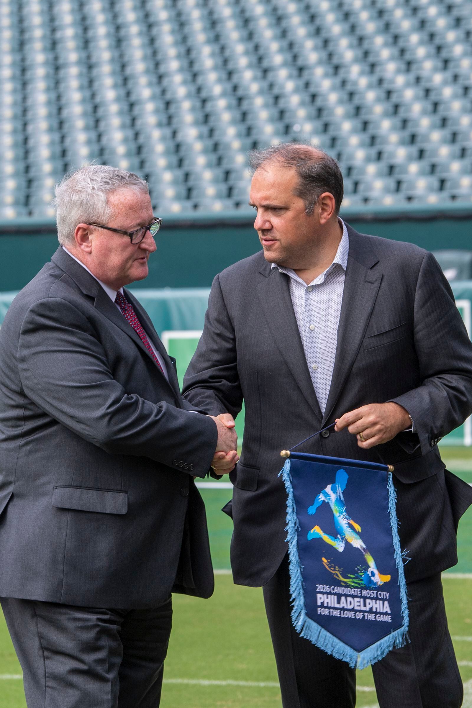 Gianni Infantino visits MetLife Stadium for Patriots vs New York