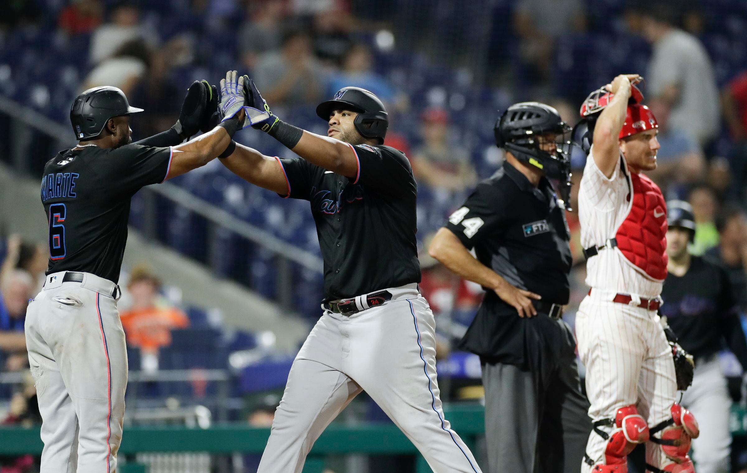 Marlins field invader out-maneuvers security in the outfield as team falls  to Phillies