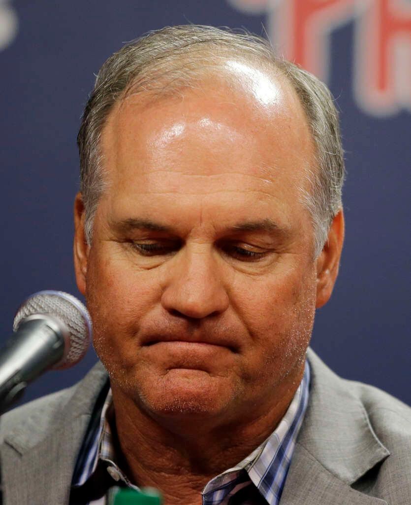 Ryne Sandberg Resigns As Phillies Manager - Bleed Cubbie Blue