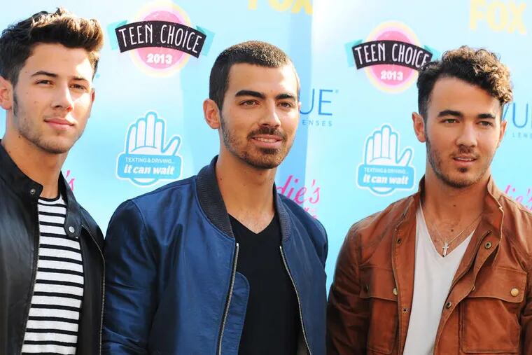 Sideshow Jonas Brothers cancel tour