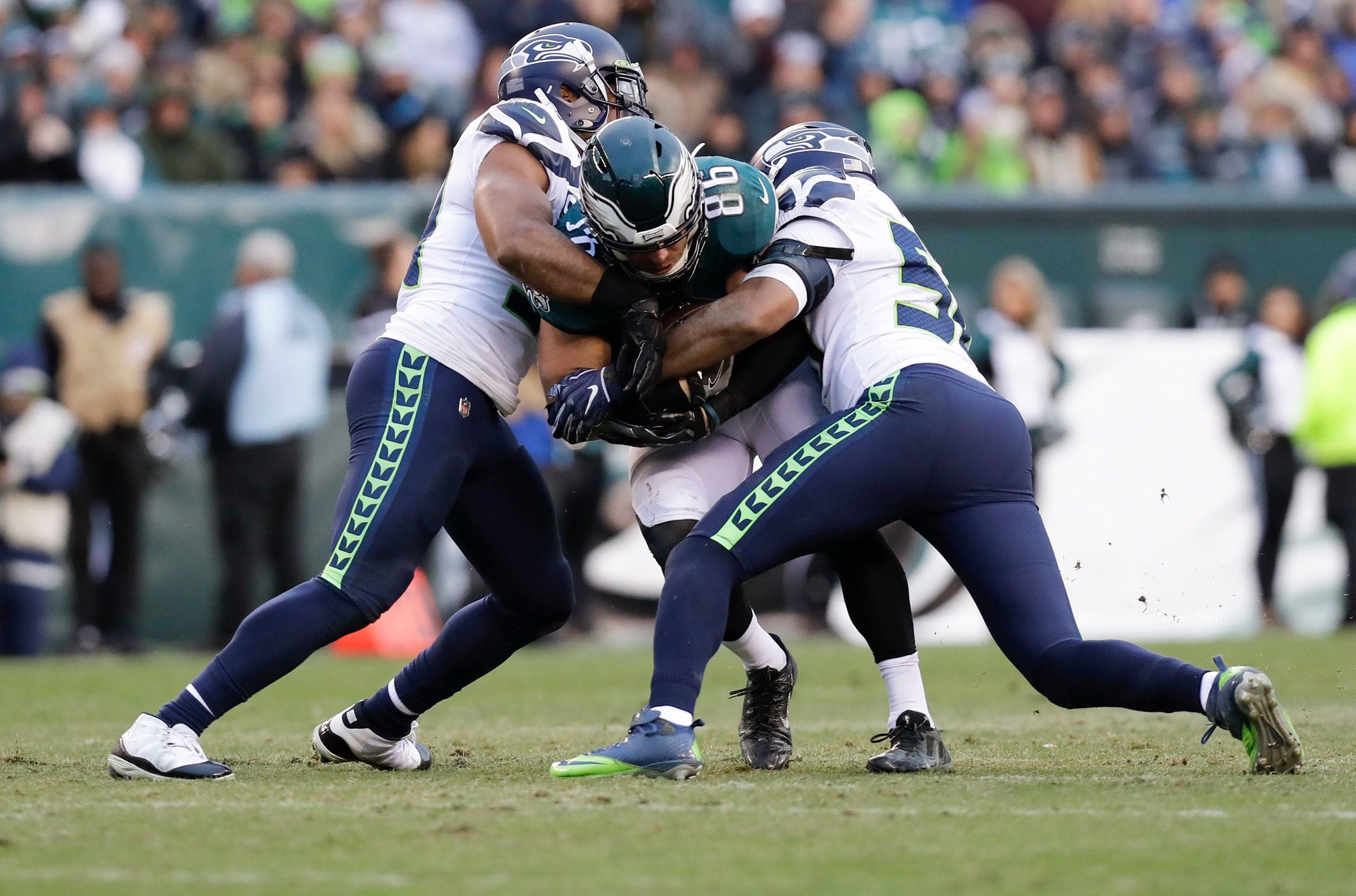 Linebacker K.J. Wright won't continue playing career anywhere else