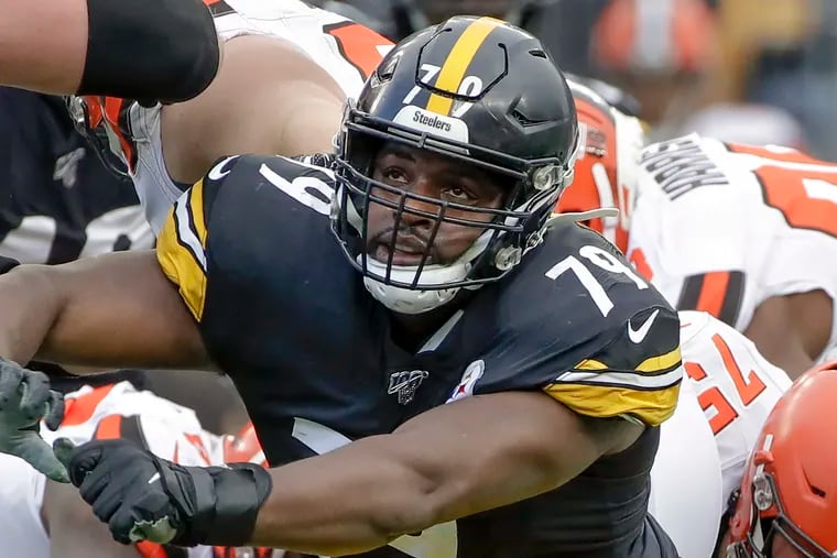 The Eagles are looking to Javon Hargrave to improve their pass rush.