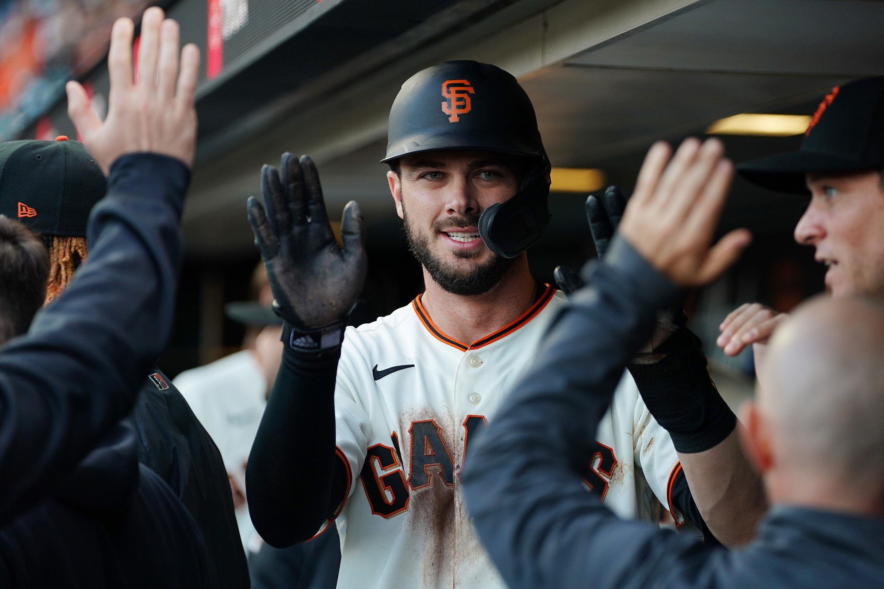 How Giants plan to take advantage of Kris Bryant's versatility