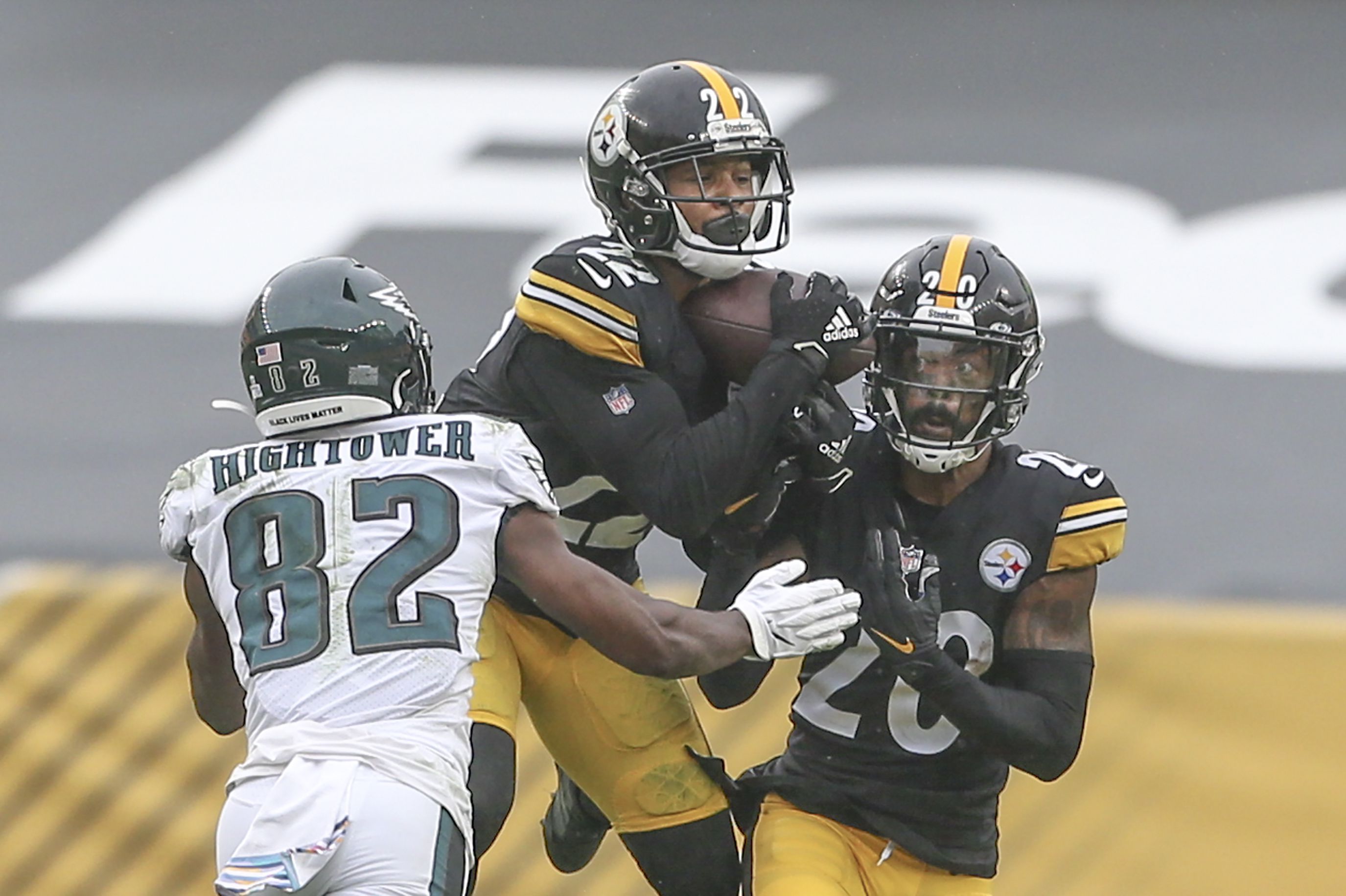 Steelers-Eagles: Rare delay flag leads to brilliant Chase Claypool TD